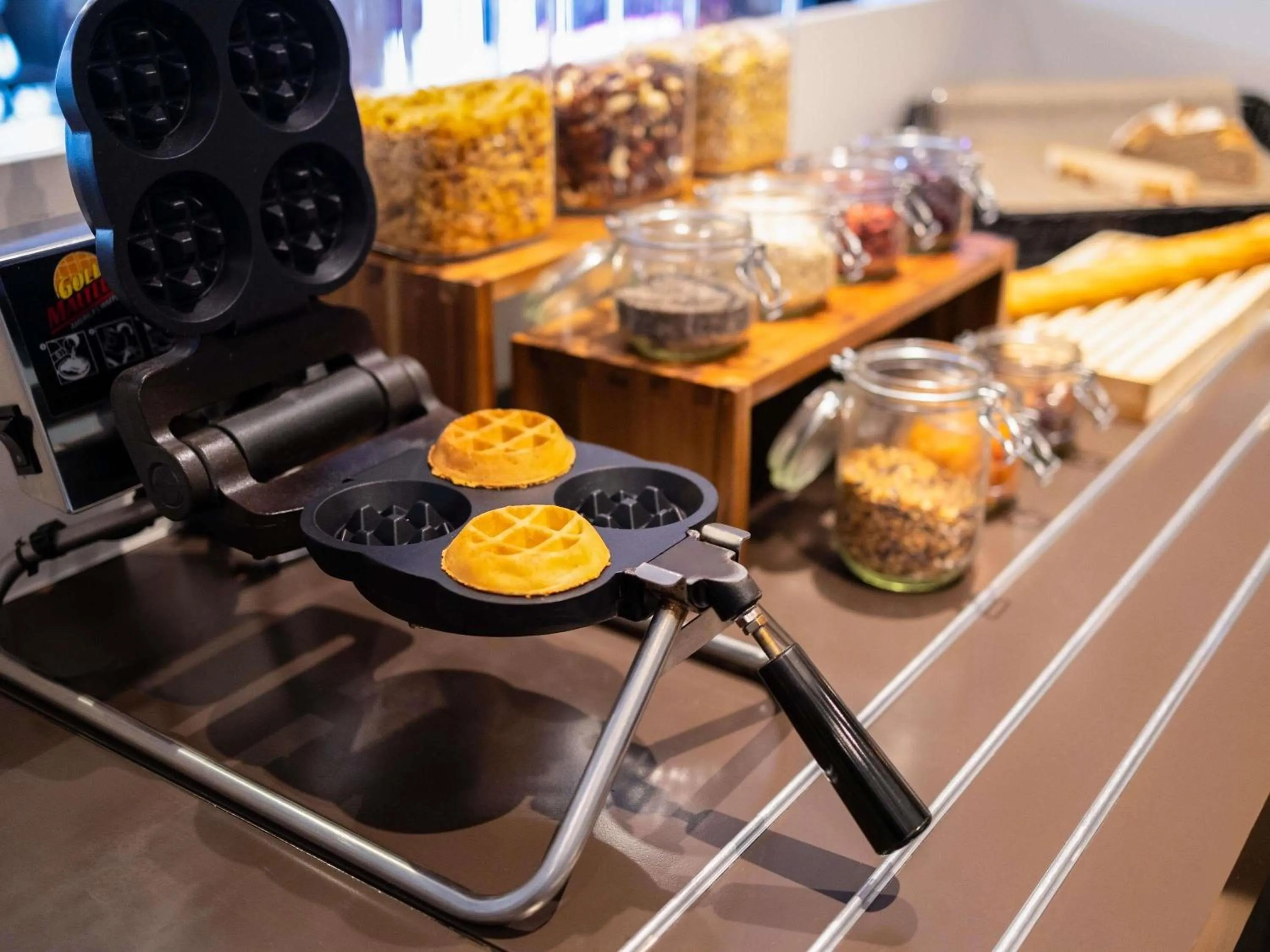 Breakfast in ibis Styles Hotel Brussels Centre Stéphanie