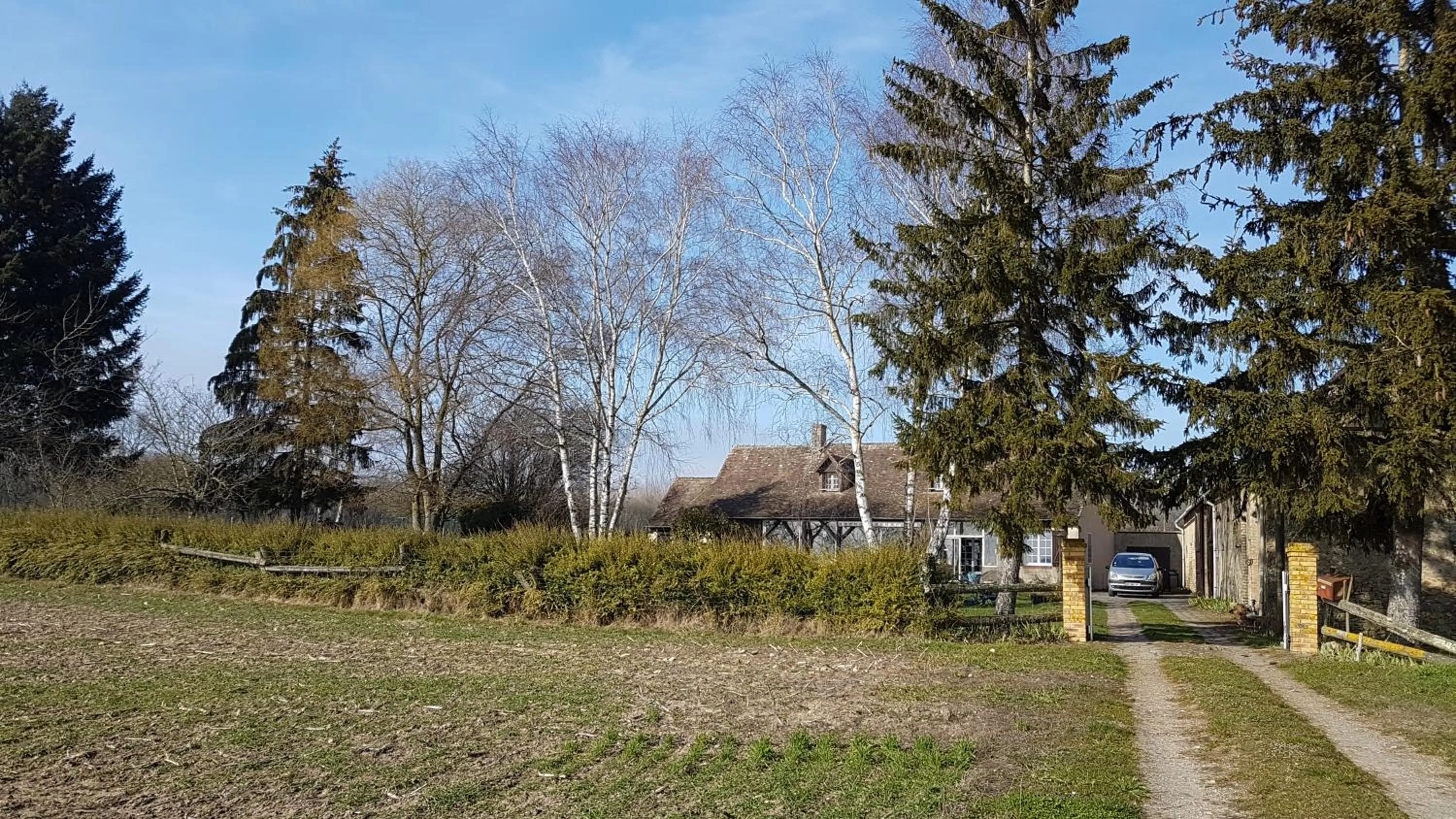 Property building in Le Vitard