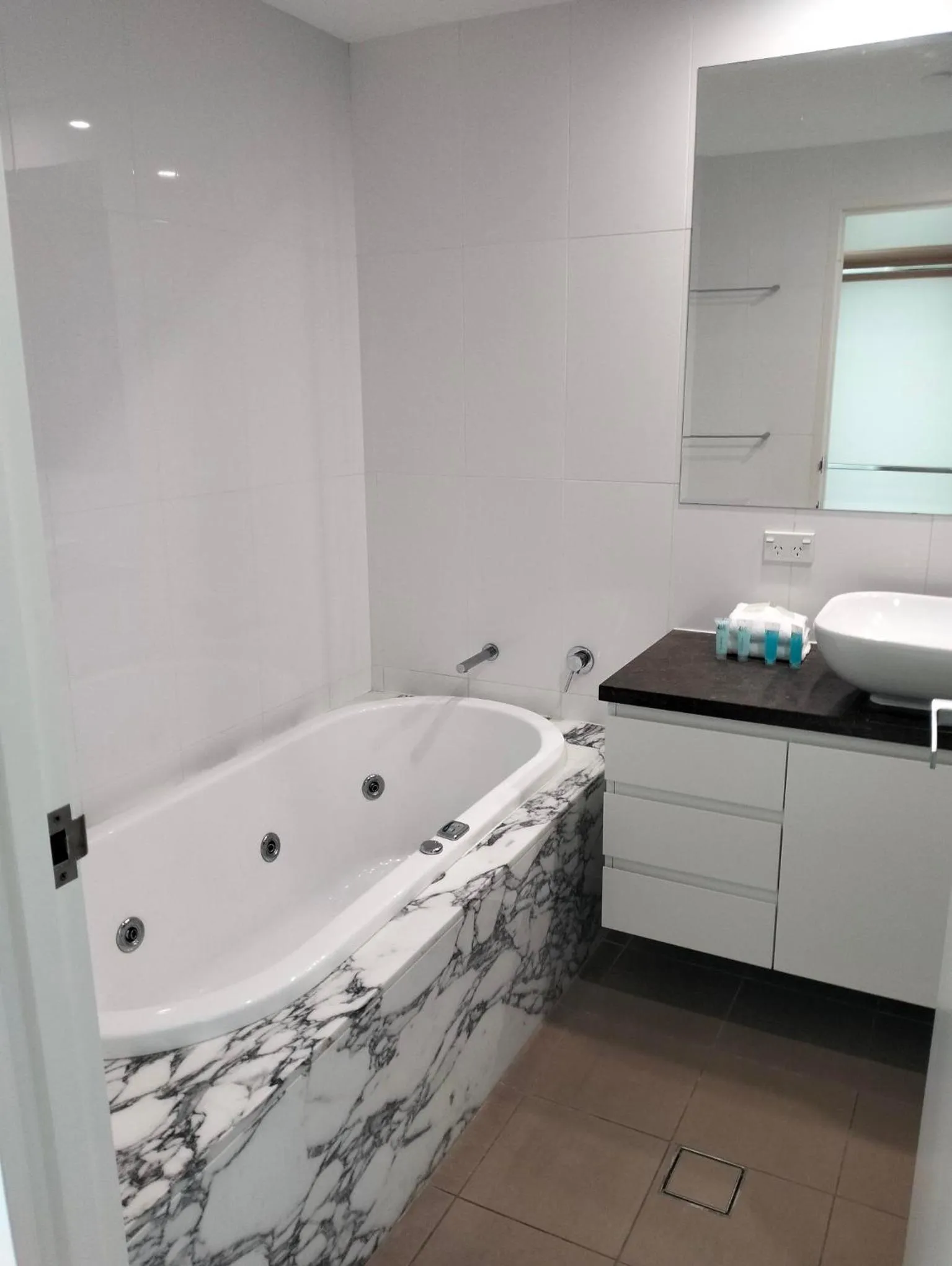 Bathroom in Kirra Surf Apartments