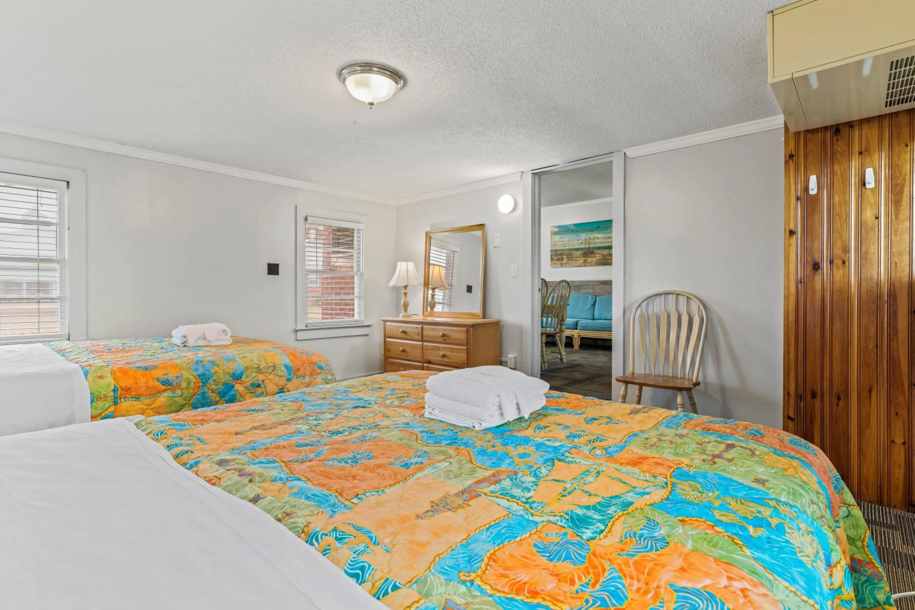 Bed in Cavalier by the Sea