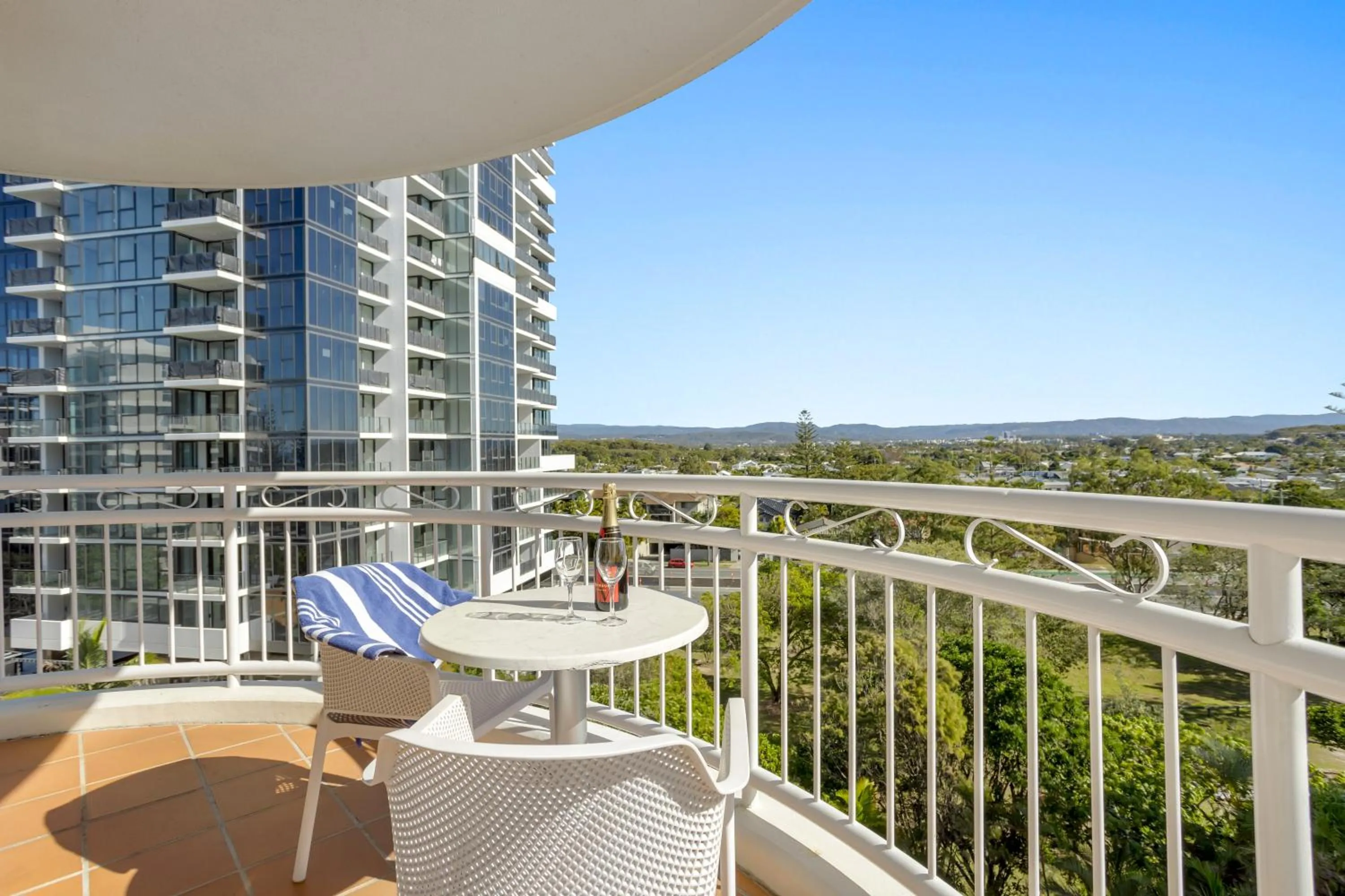 Balcony/Terrace in ULTIQA Burleigh Mediterranean Resort