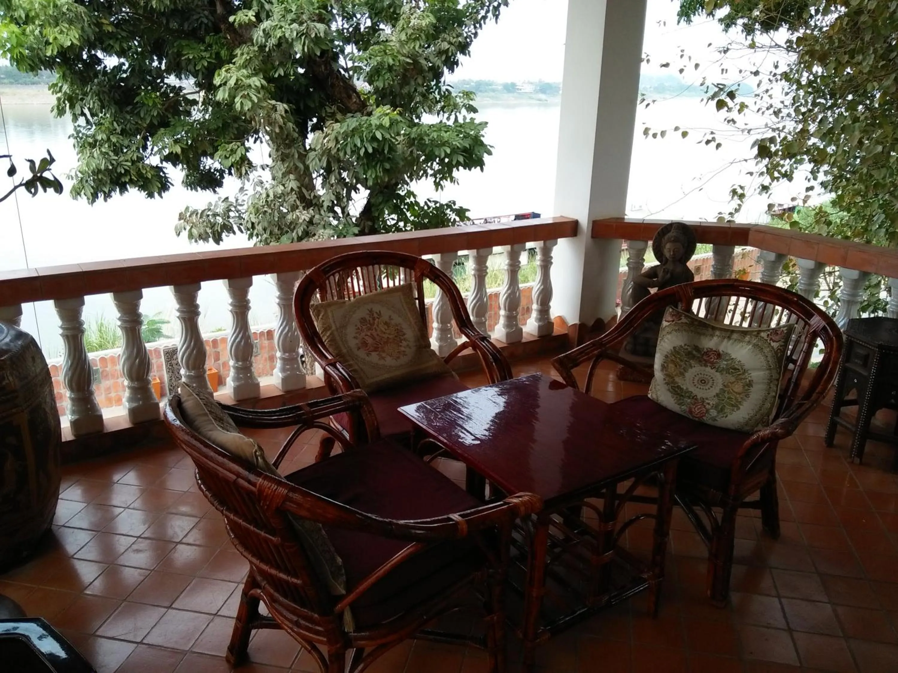 Balcony/Terrace in Mut Mee Garden Guest House