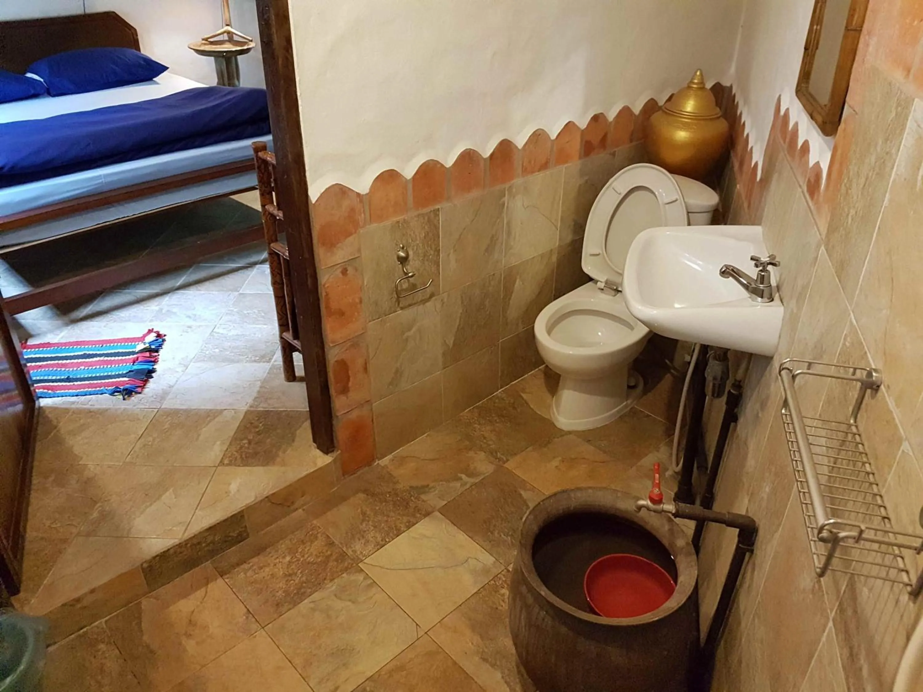 Mut Mee Garden Guest House