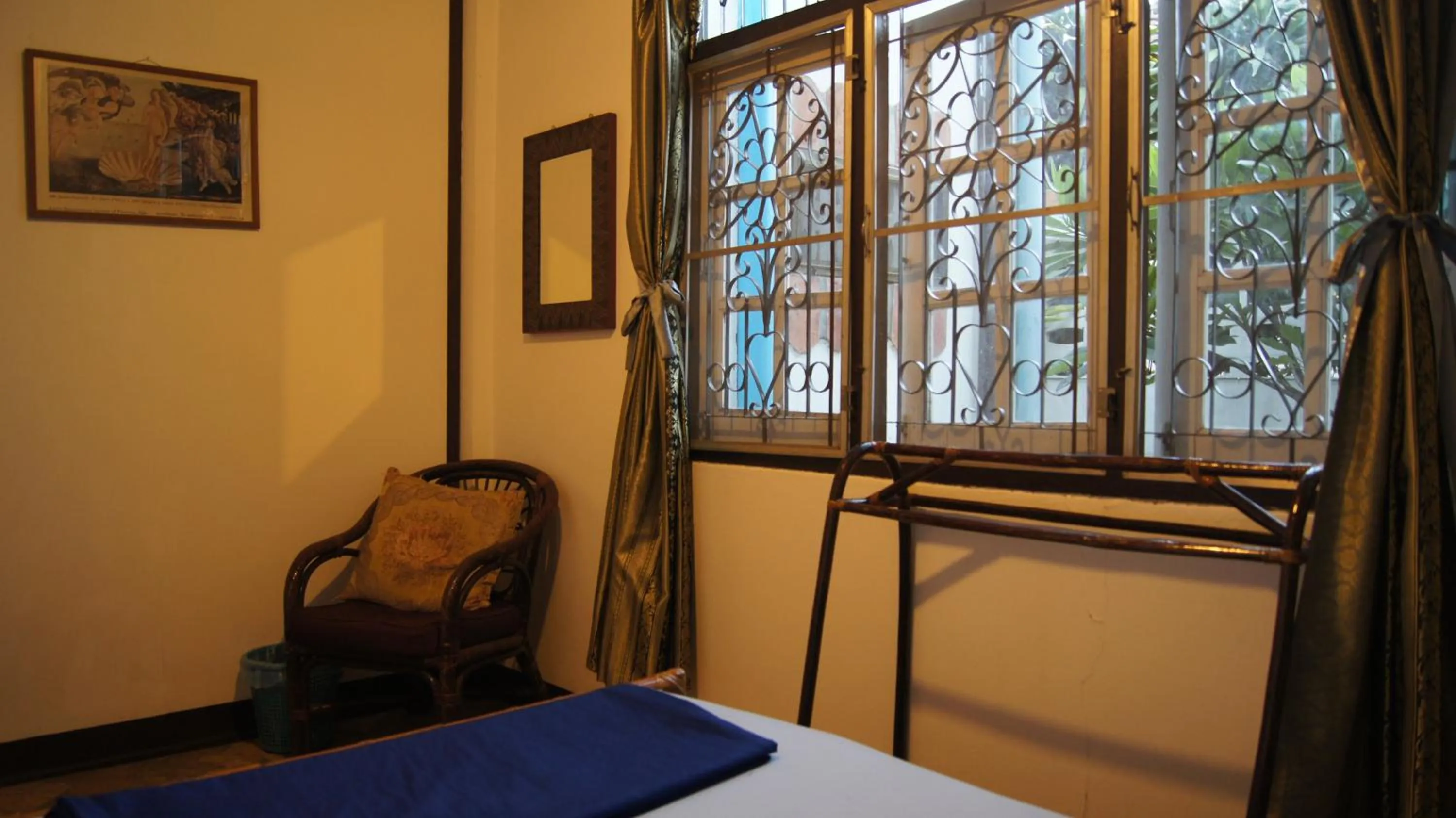 Seating area, Bed in Mut Mee Garden Guest House