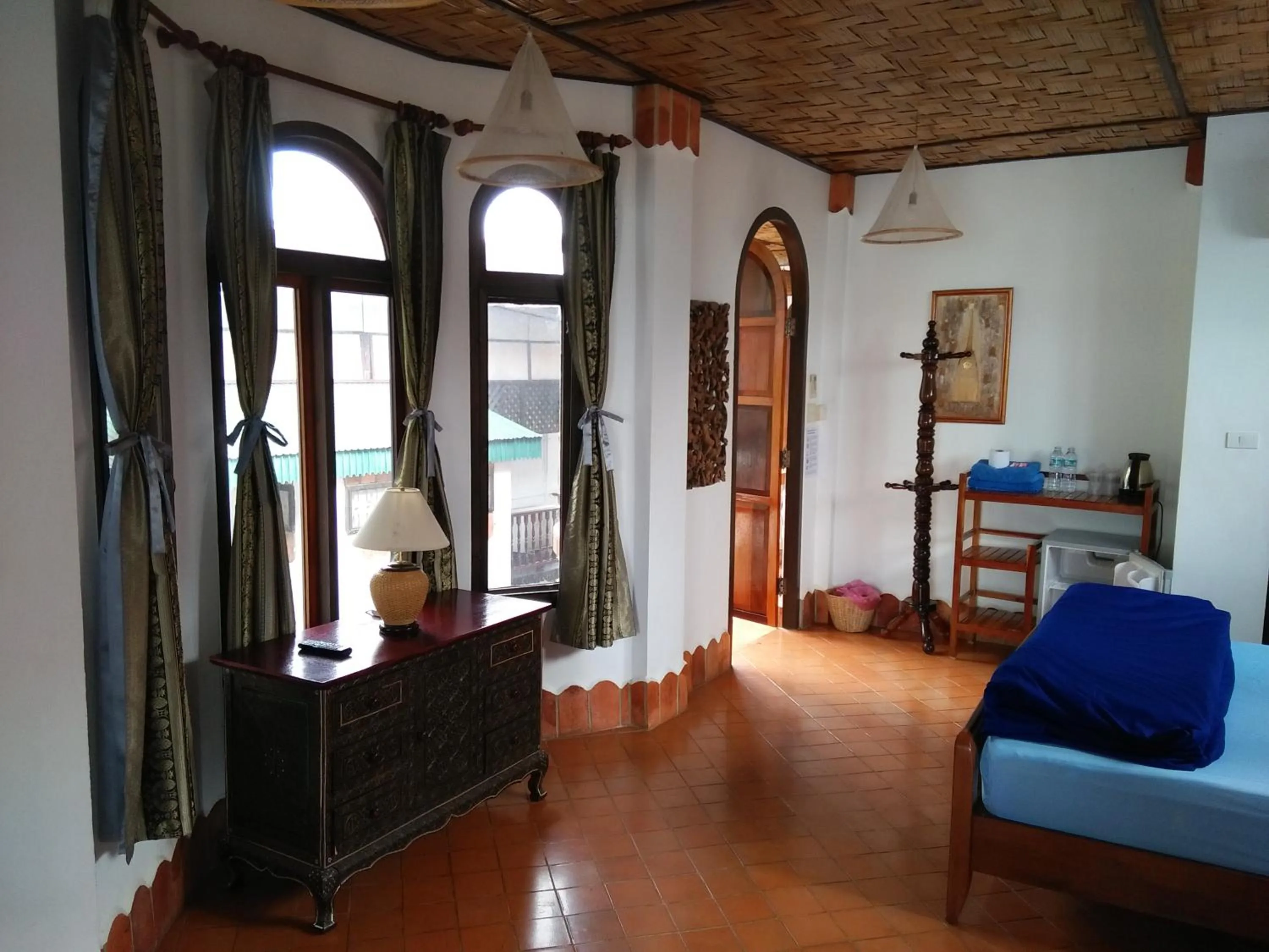 Photo of the whole room, Bed in Mut Mee Garden Guest House