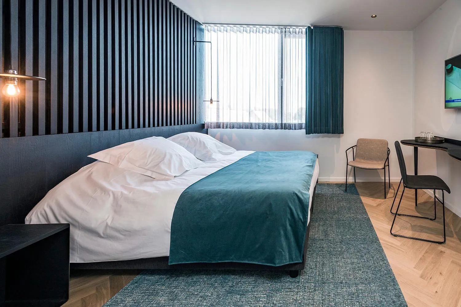 Bed in Designhotel Beila
