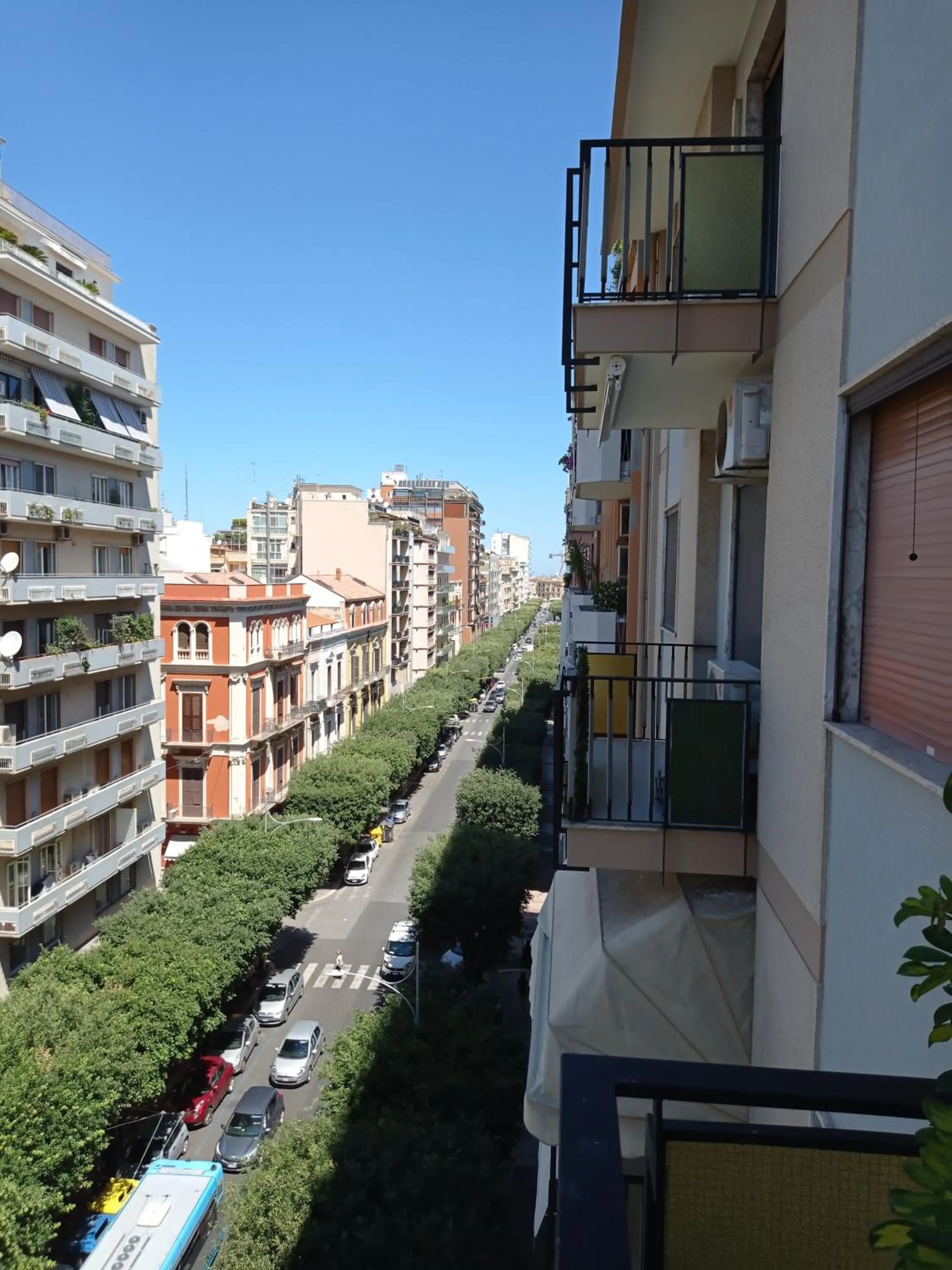 ROOM 110 BARI -guesthouse-