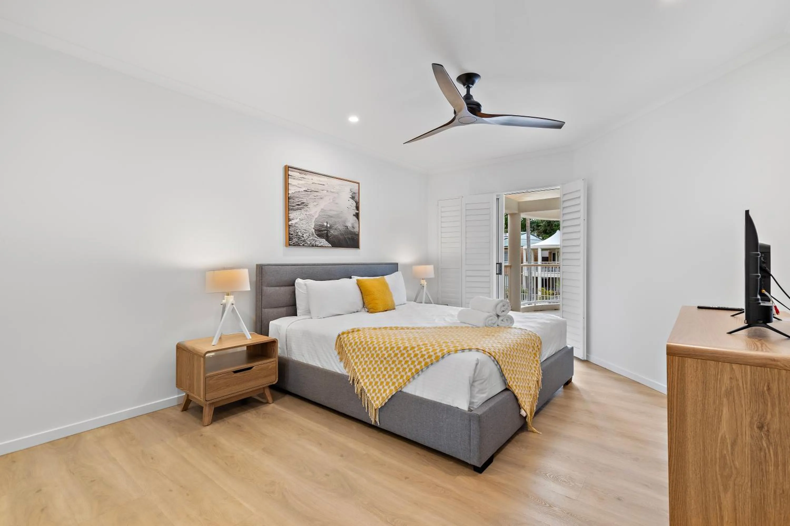 Bedroom, Bed in Serenity Apartments Noosa