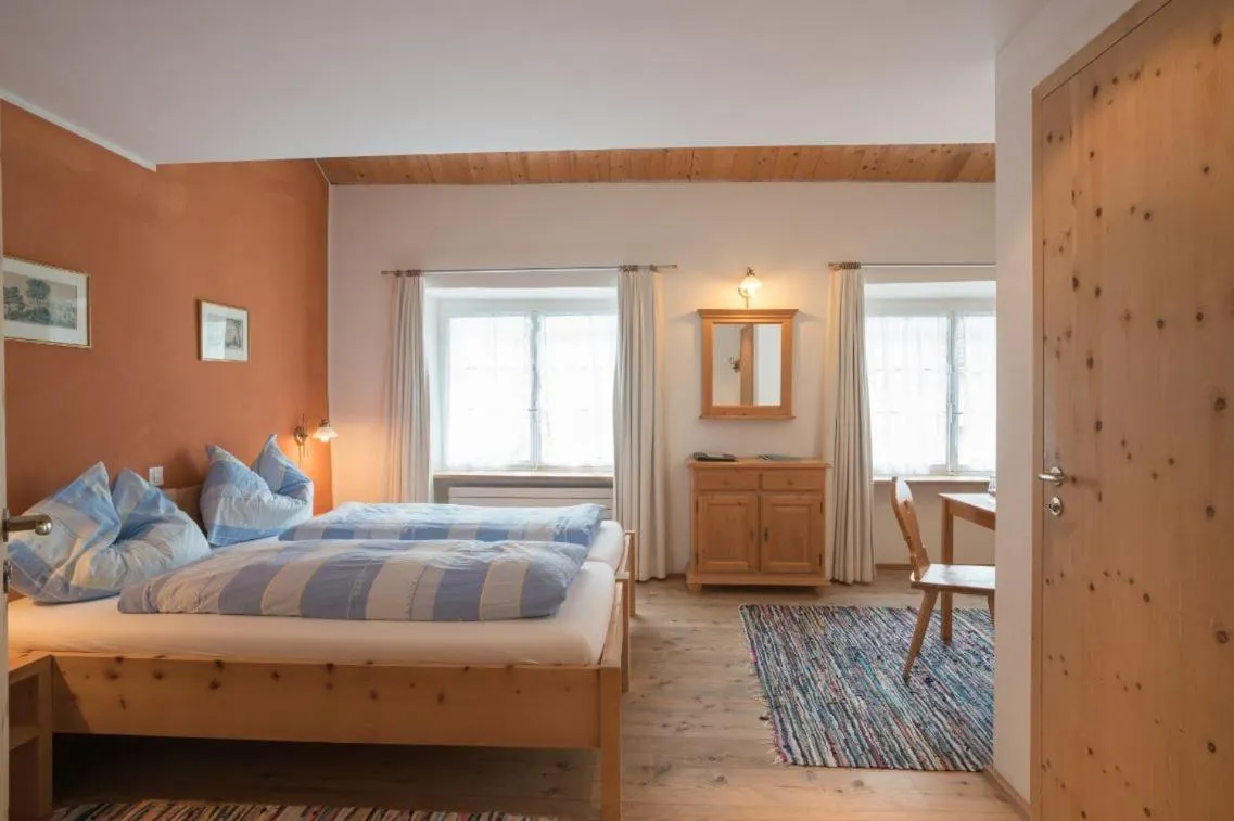 Photo of the whole room, Bed in Gasthaus & Hotel Berninahaus