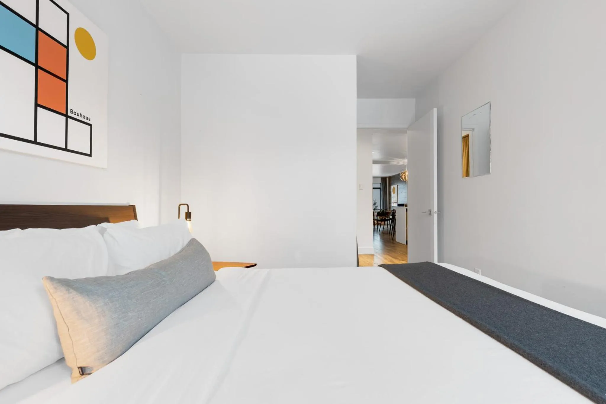 Bed in LiV MTL Urban