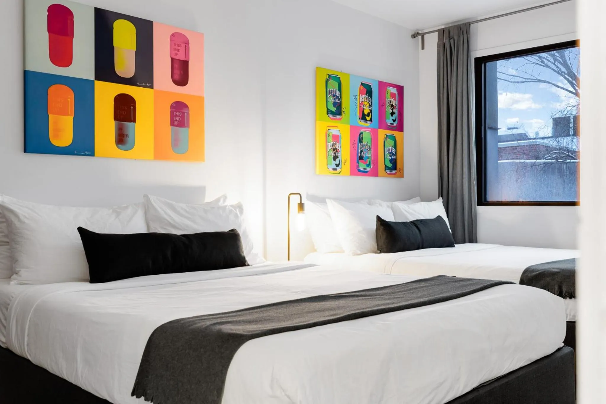 Bed in LiV MTL Urban