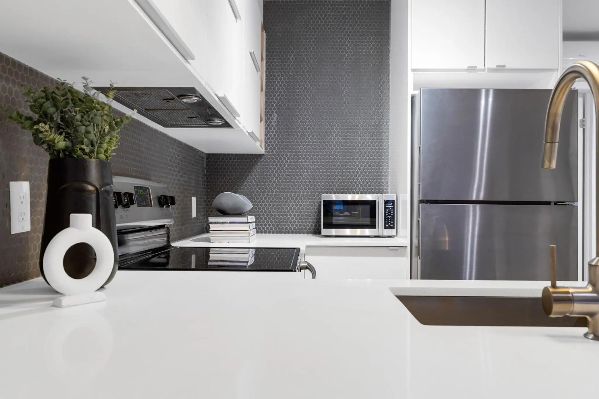 Coffee/tea facilities in LiV MTL Urban