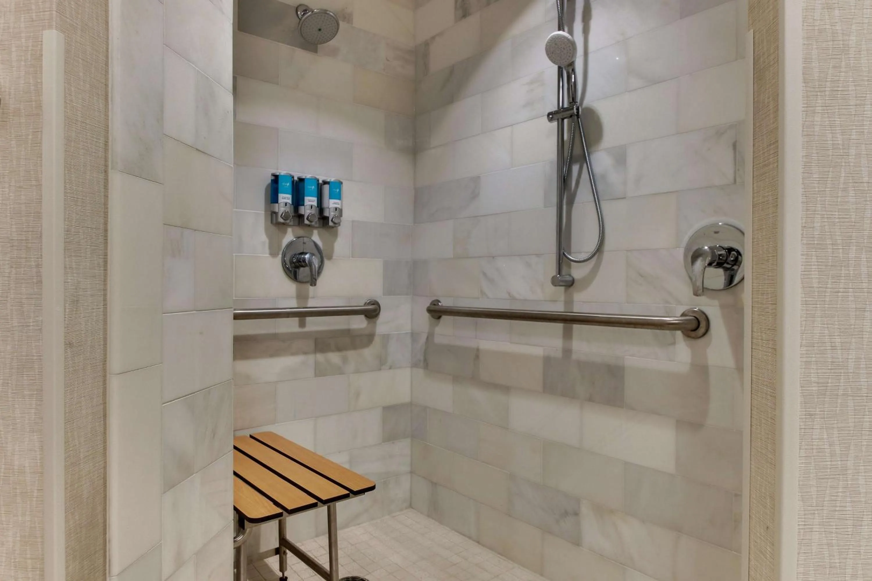 Bathroom in Drury Plaza Hotel Nashville Downtown