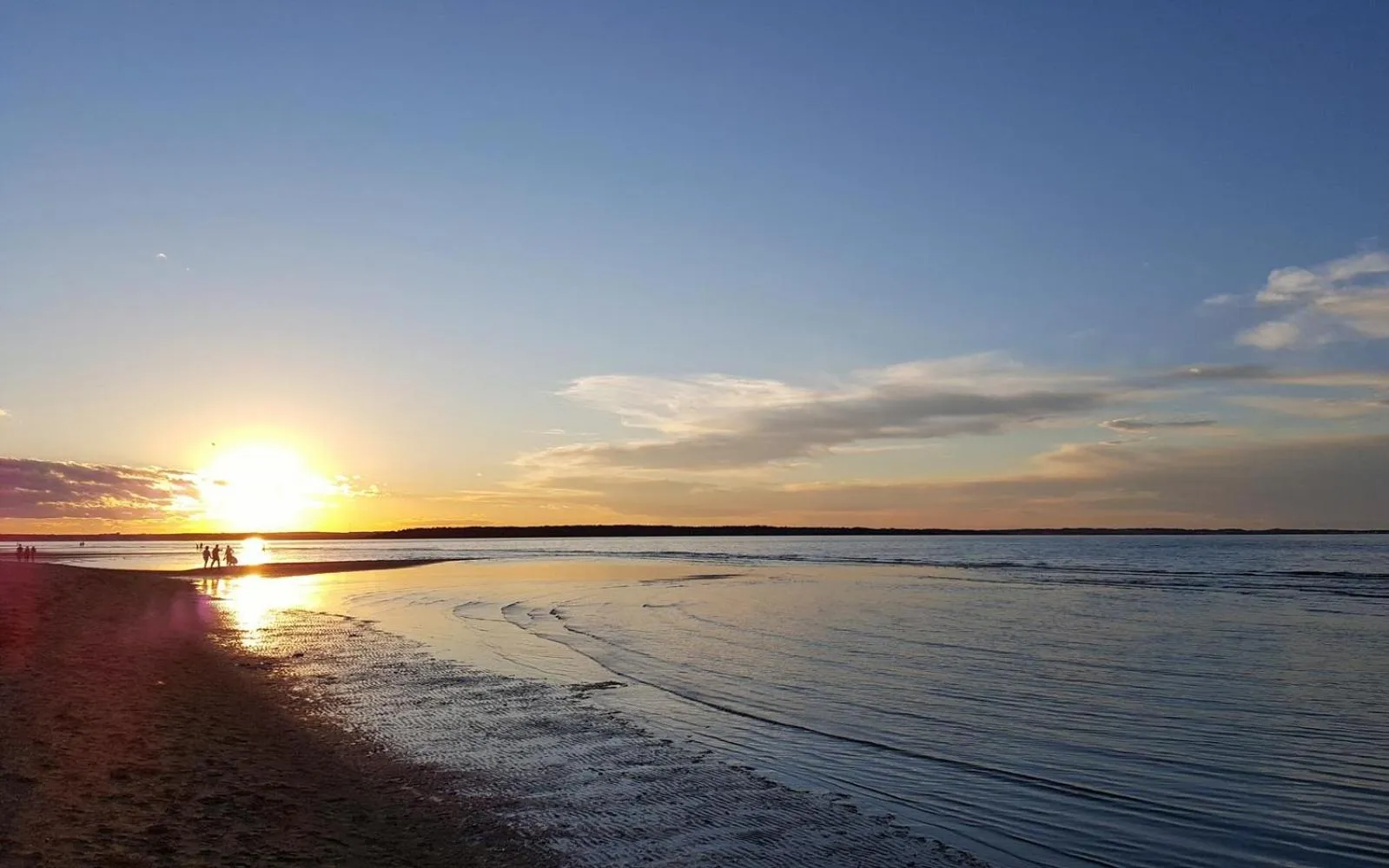 Nearby landmark in Shores Inn & Hotel