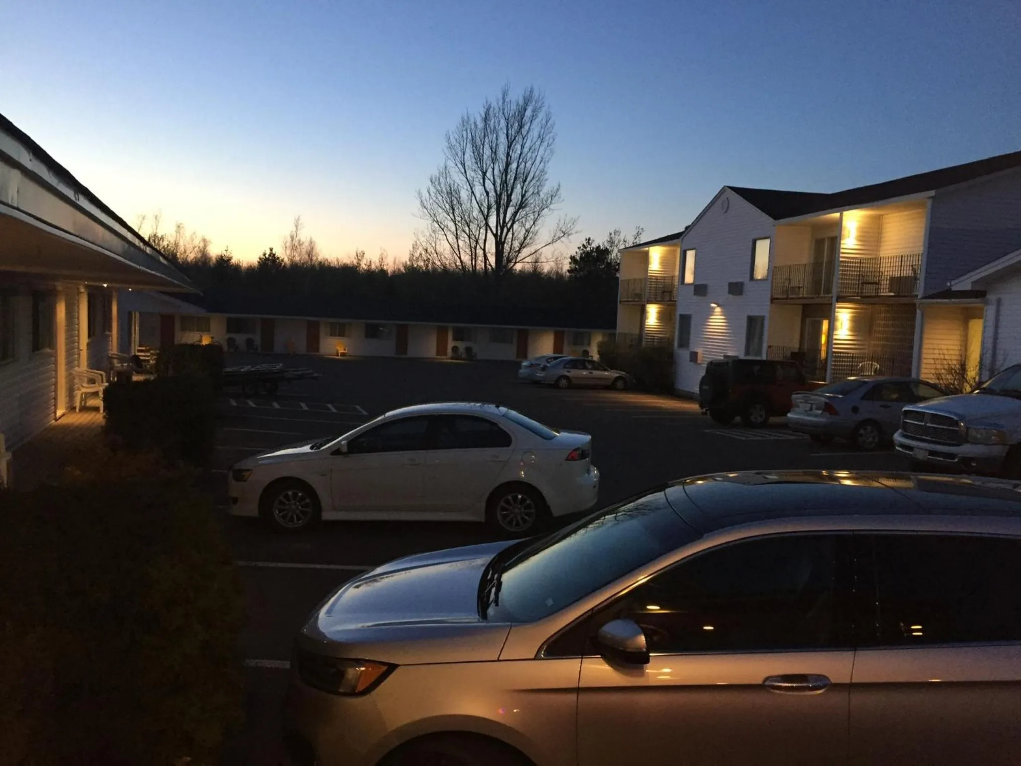 Property building in Shores Inn & Hotel