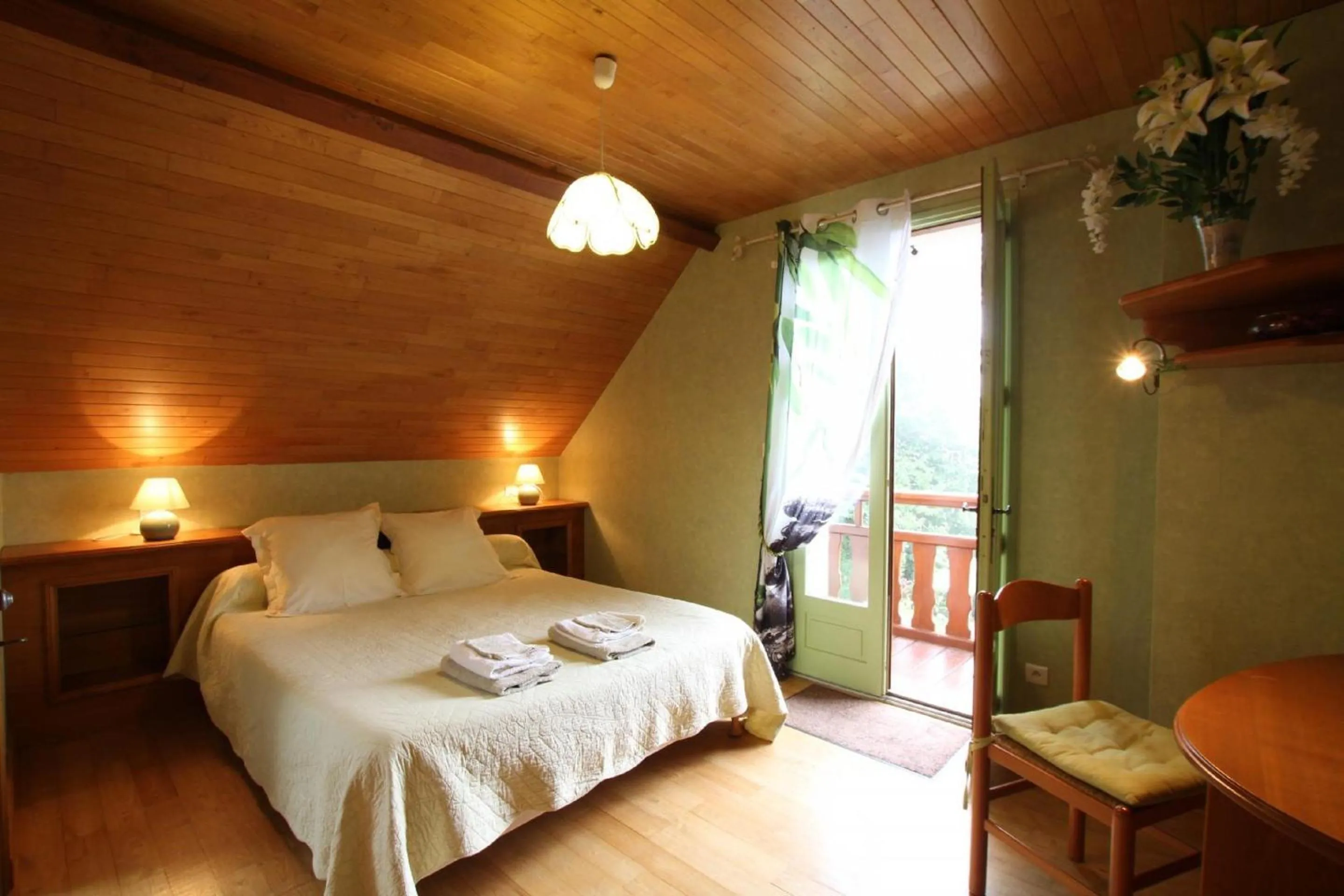 Bedroom, Bed in L'espiatet