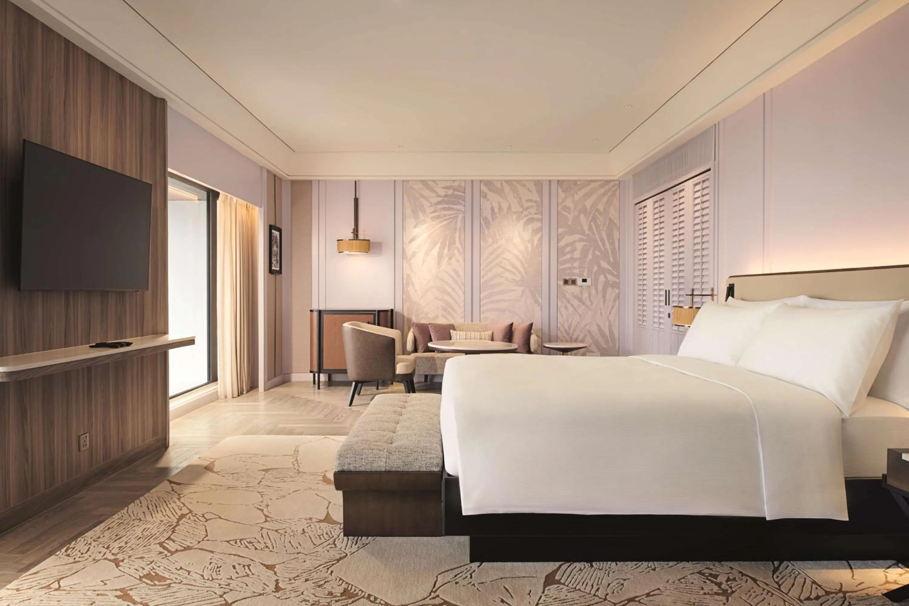 Living room, Bed in Hilton Kuching Hotel