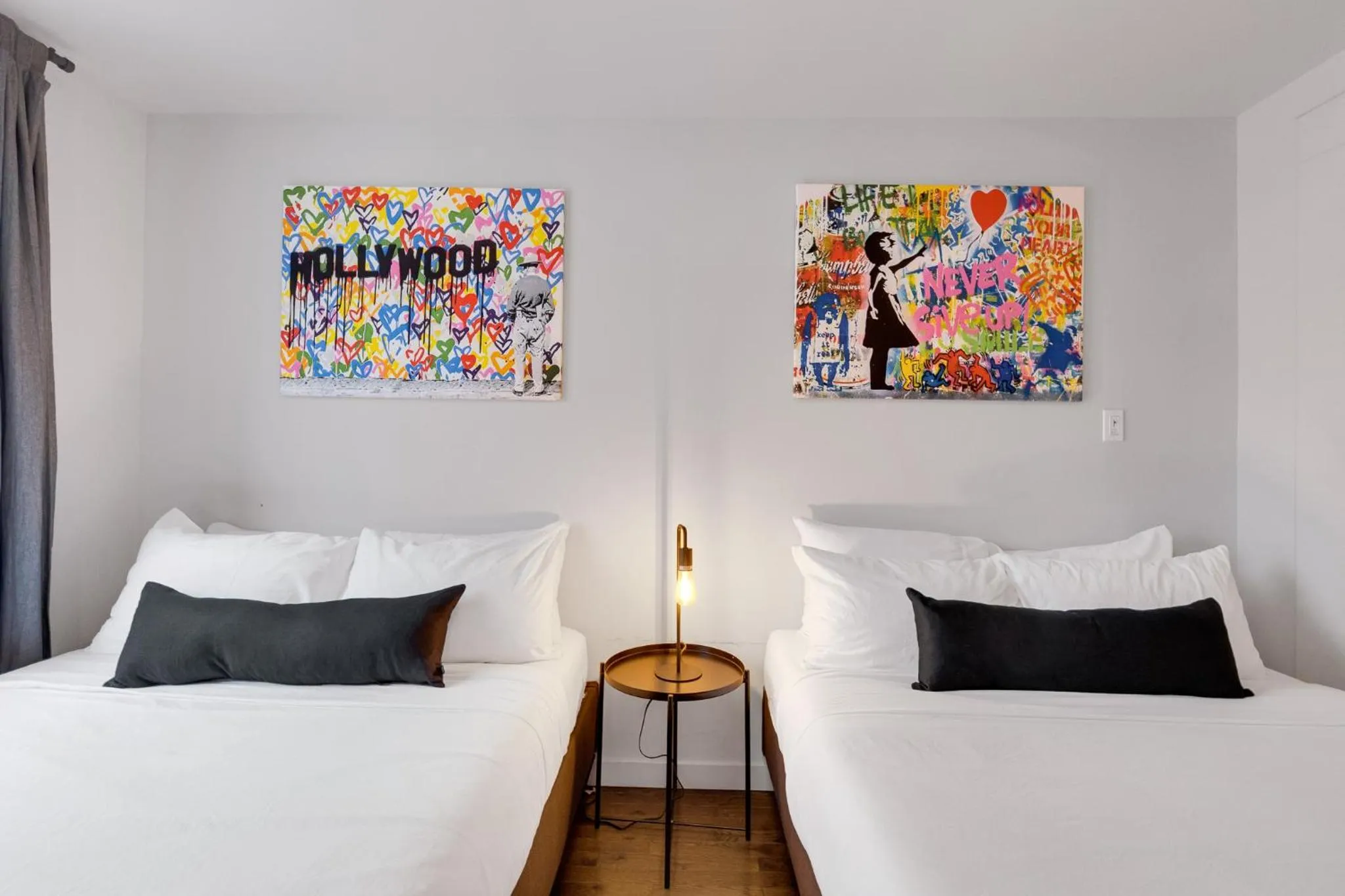 Bed in LiV MTL Avenue