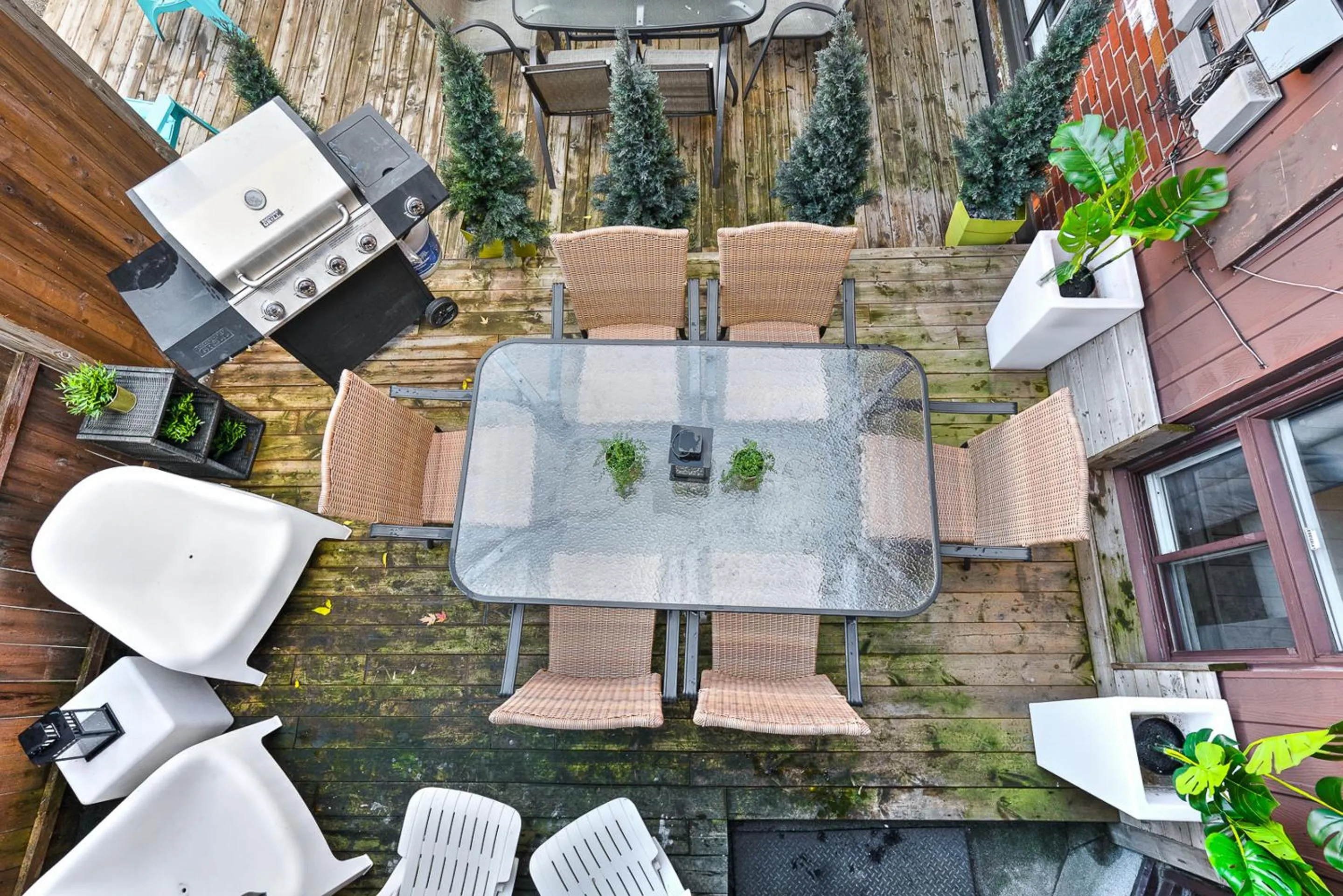 Patio in LiV MTL Avenue