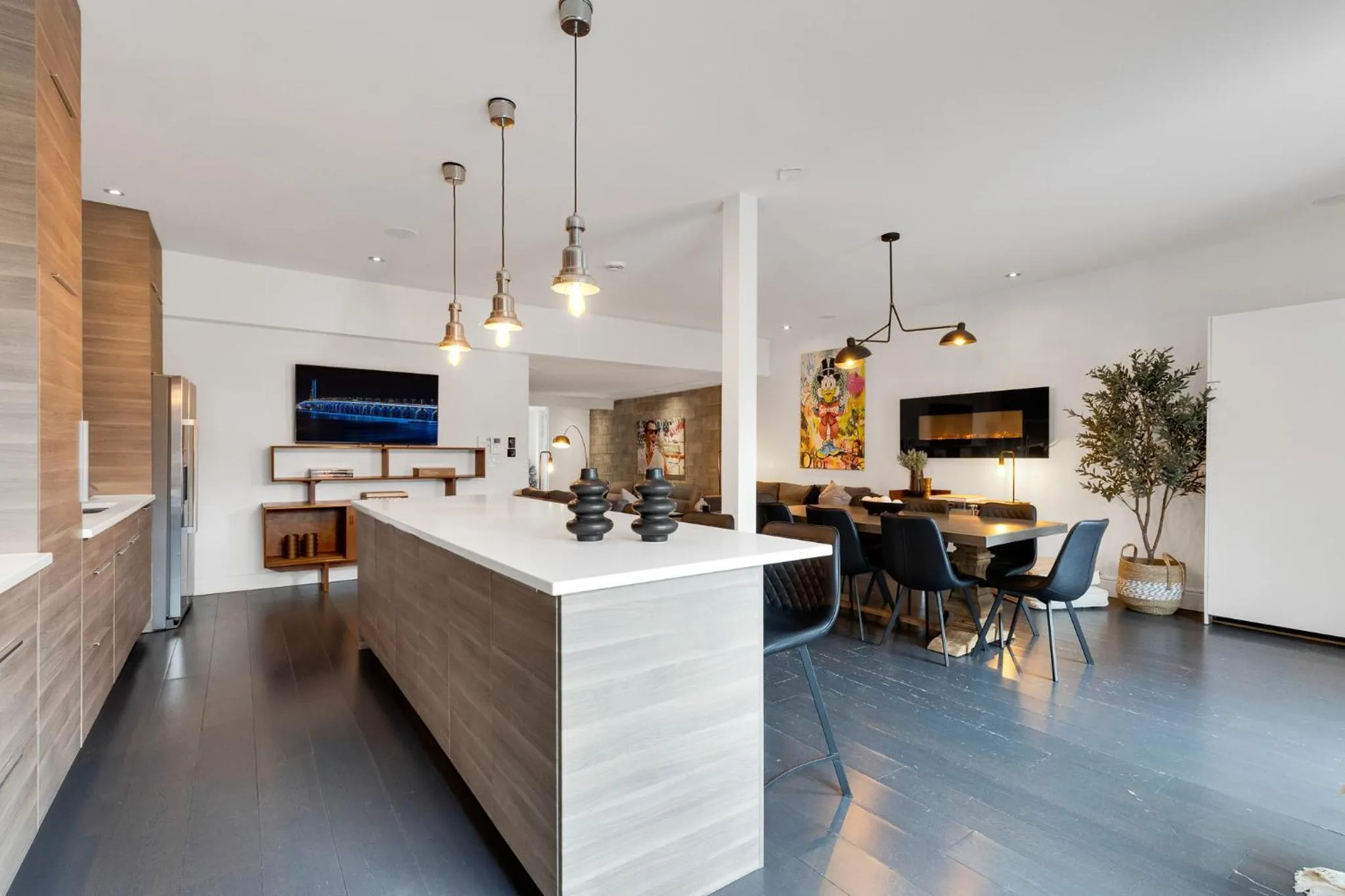 TV and multimedia in LiV MTL Plato