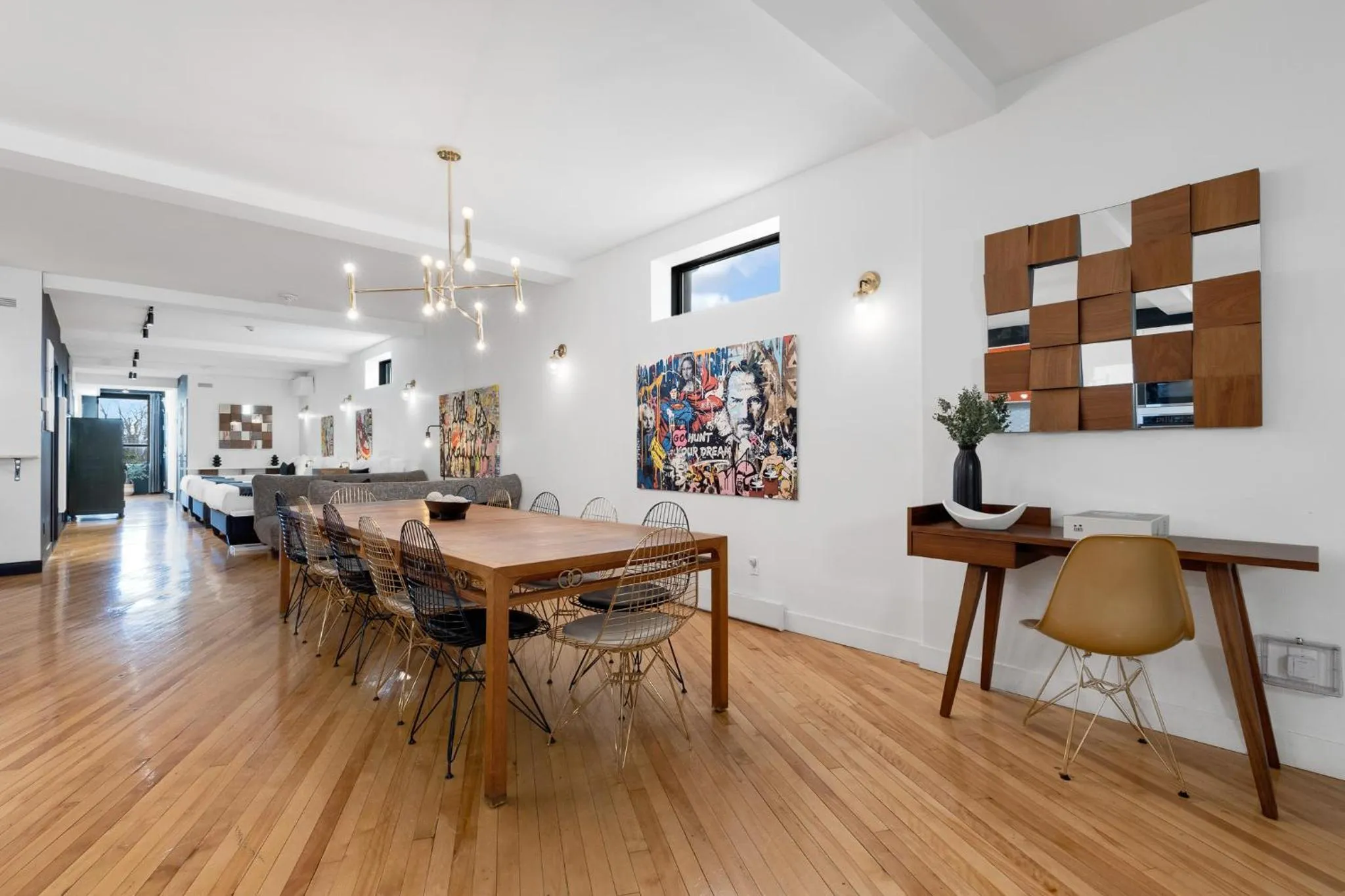 Living room in LiV MTL Plaza