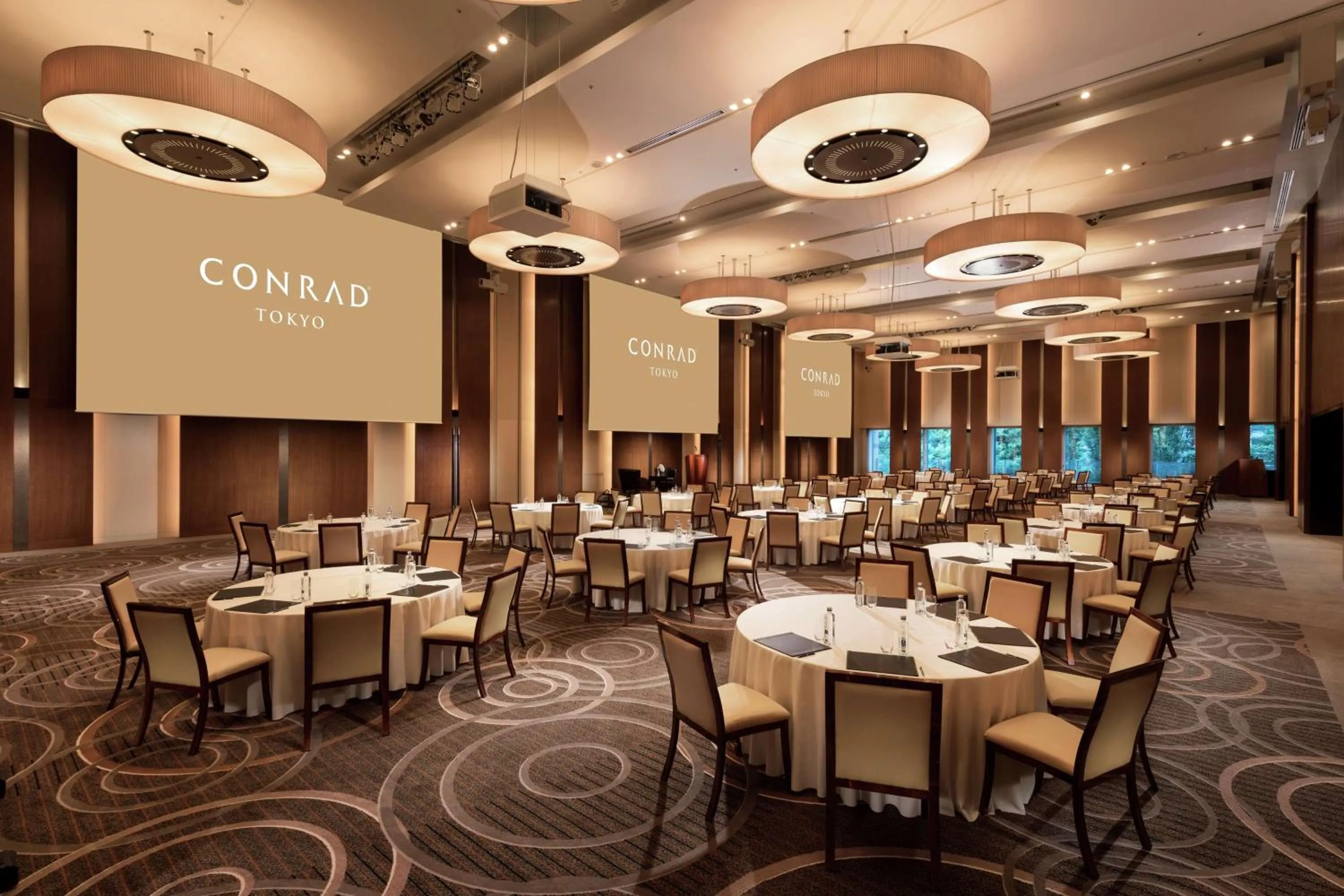 Meeting/conference room in Conrad Tokyo