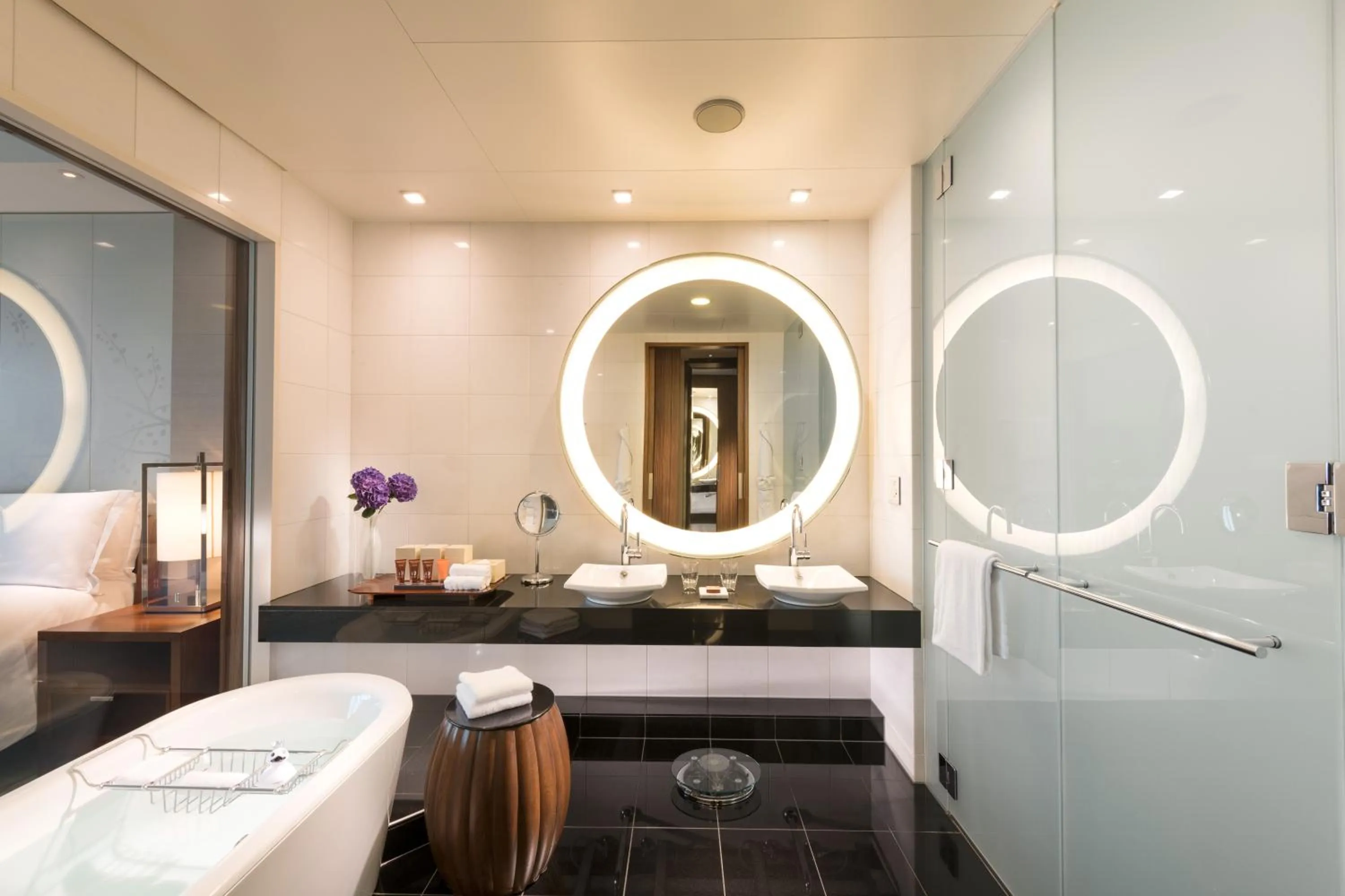 Bathroom in Conrad Tokyo