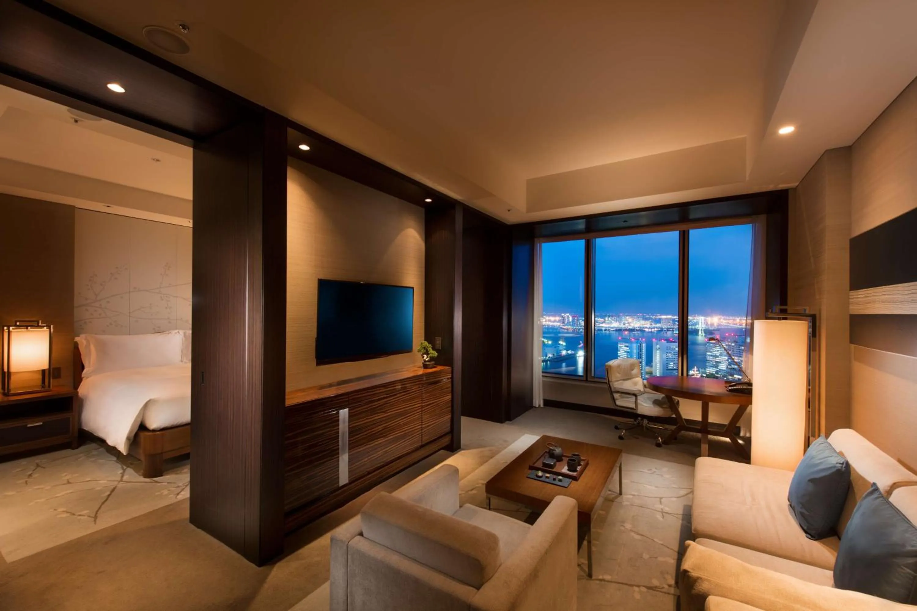 Living room in Conrad Tokyo