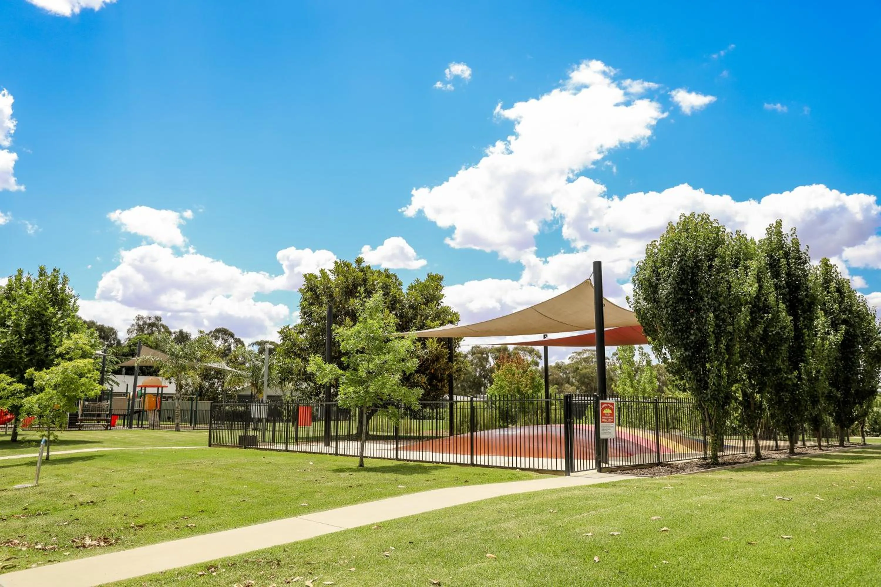 Children play ground in Discovery Parks - Moama Waters