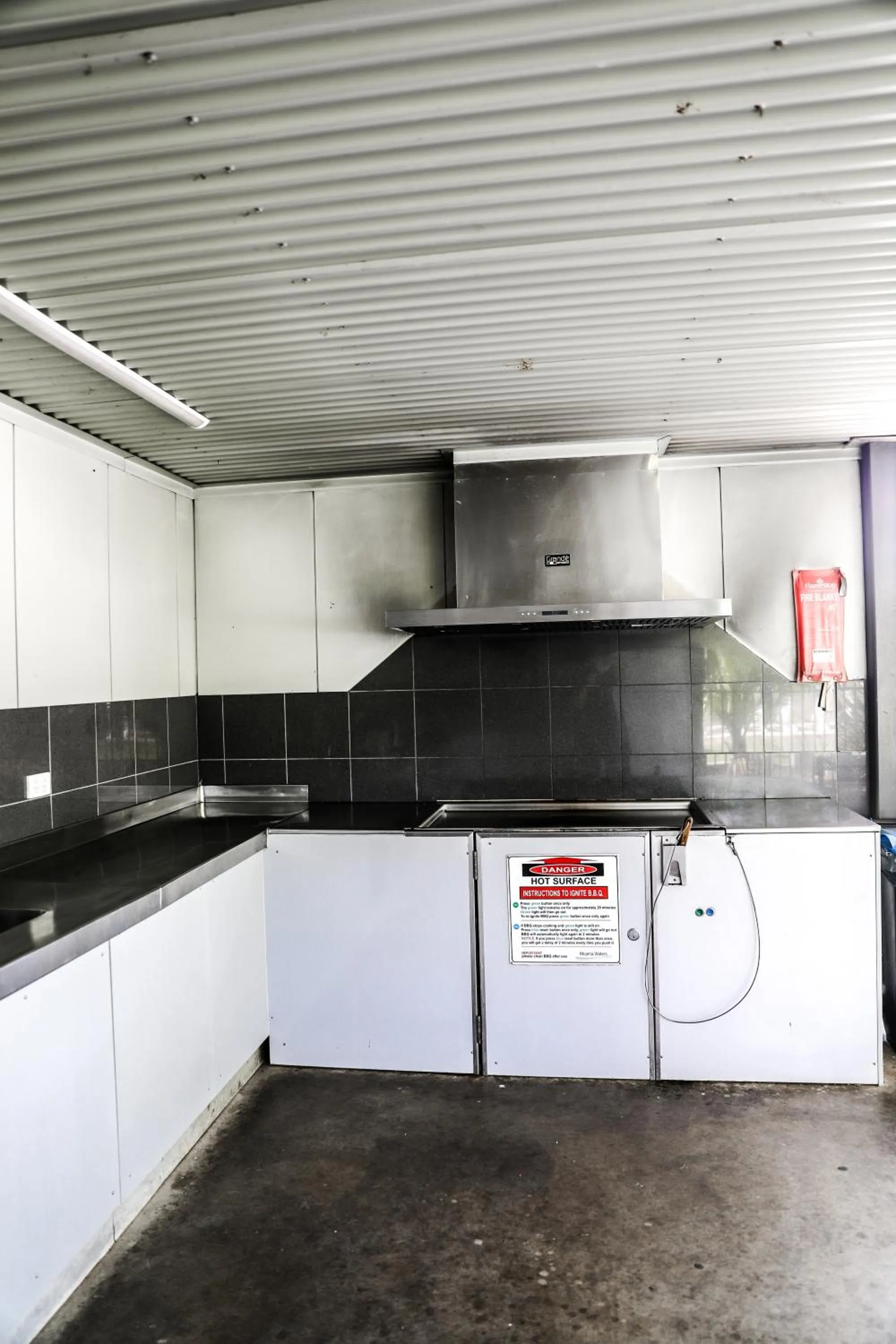 BBQ facilities in Discovery Parks - Moama Waters