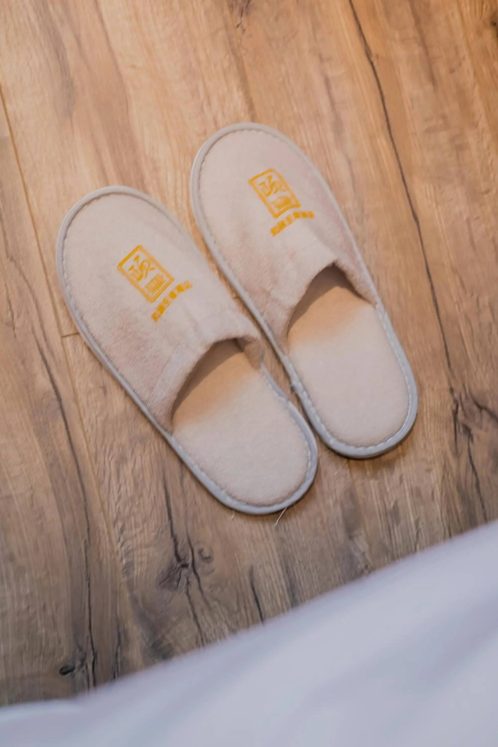 room service in Yitel Premium (Shanghai Nanjing Road Pedestrian Street)