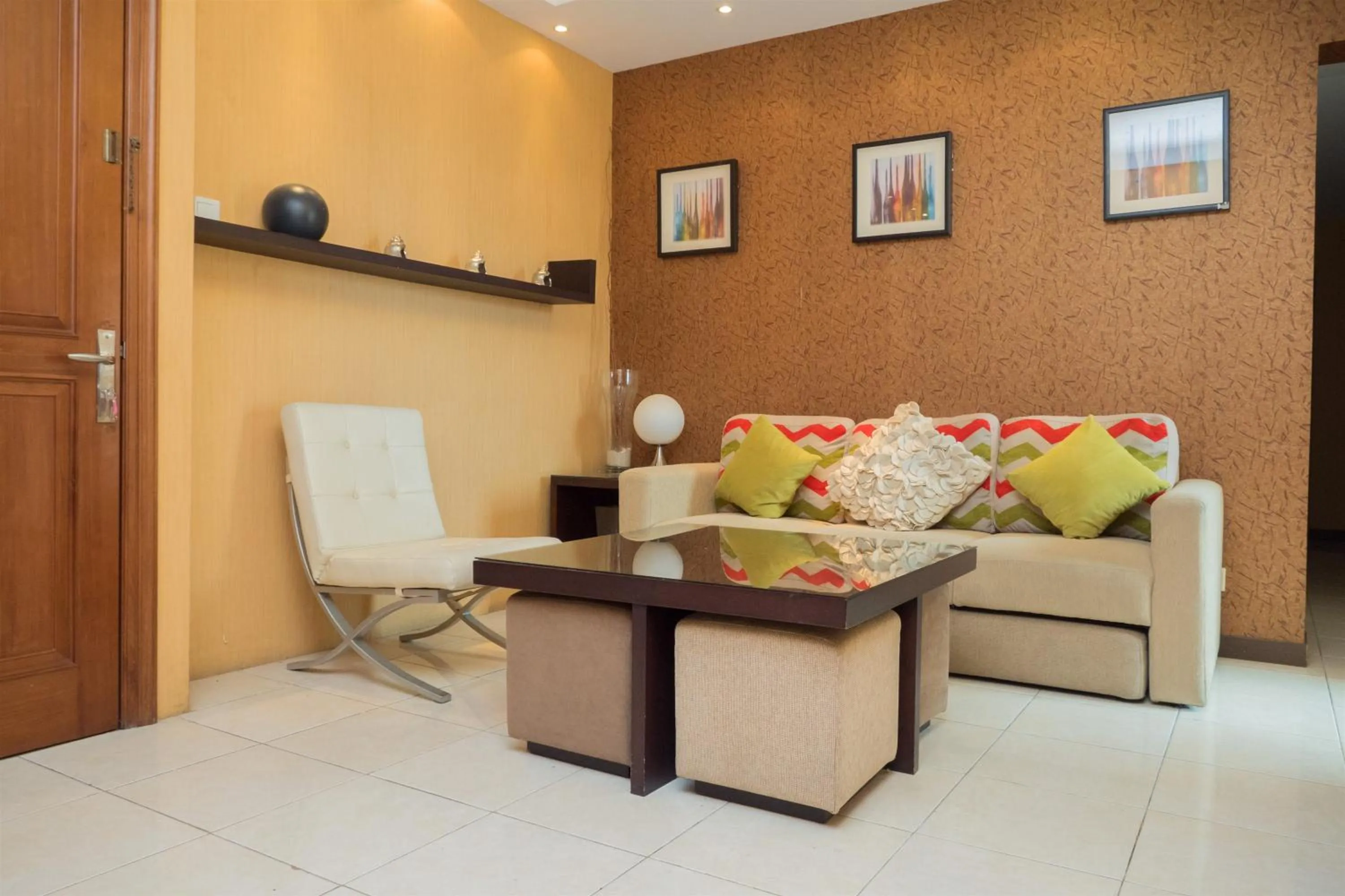 Antique 3BR at Grand Setiabudi Apartment By Travelio