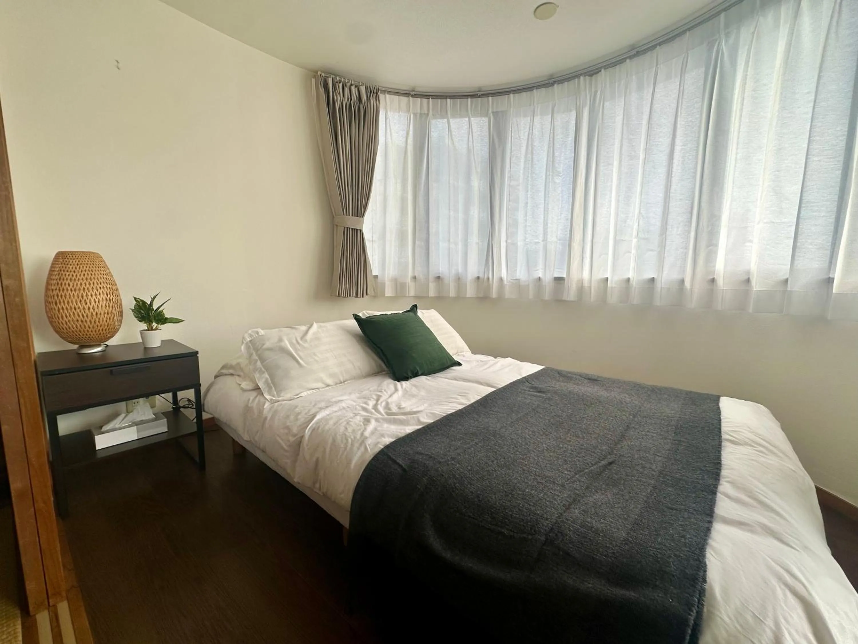 Bed in Crest Daikoku Owner's room -vacation rental-