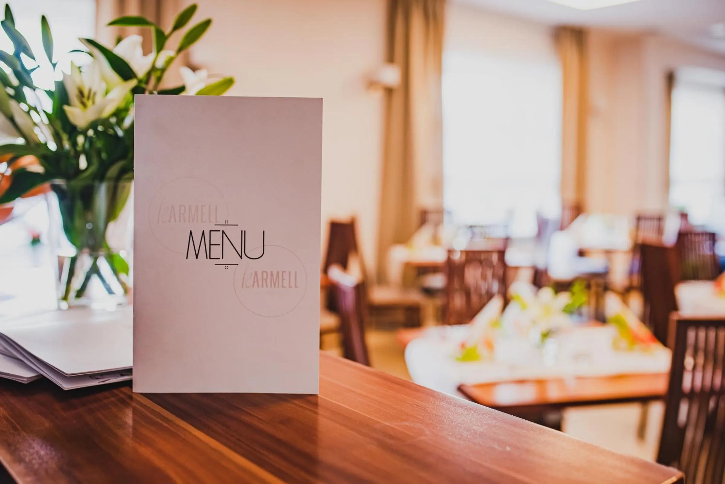 Restaurant/places to eat in Hotel Korel