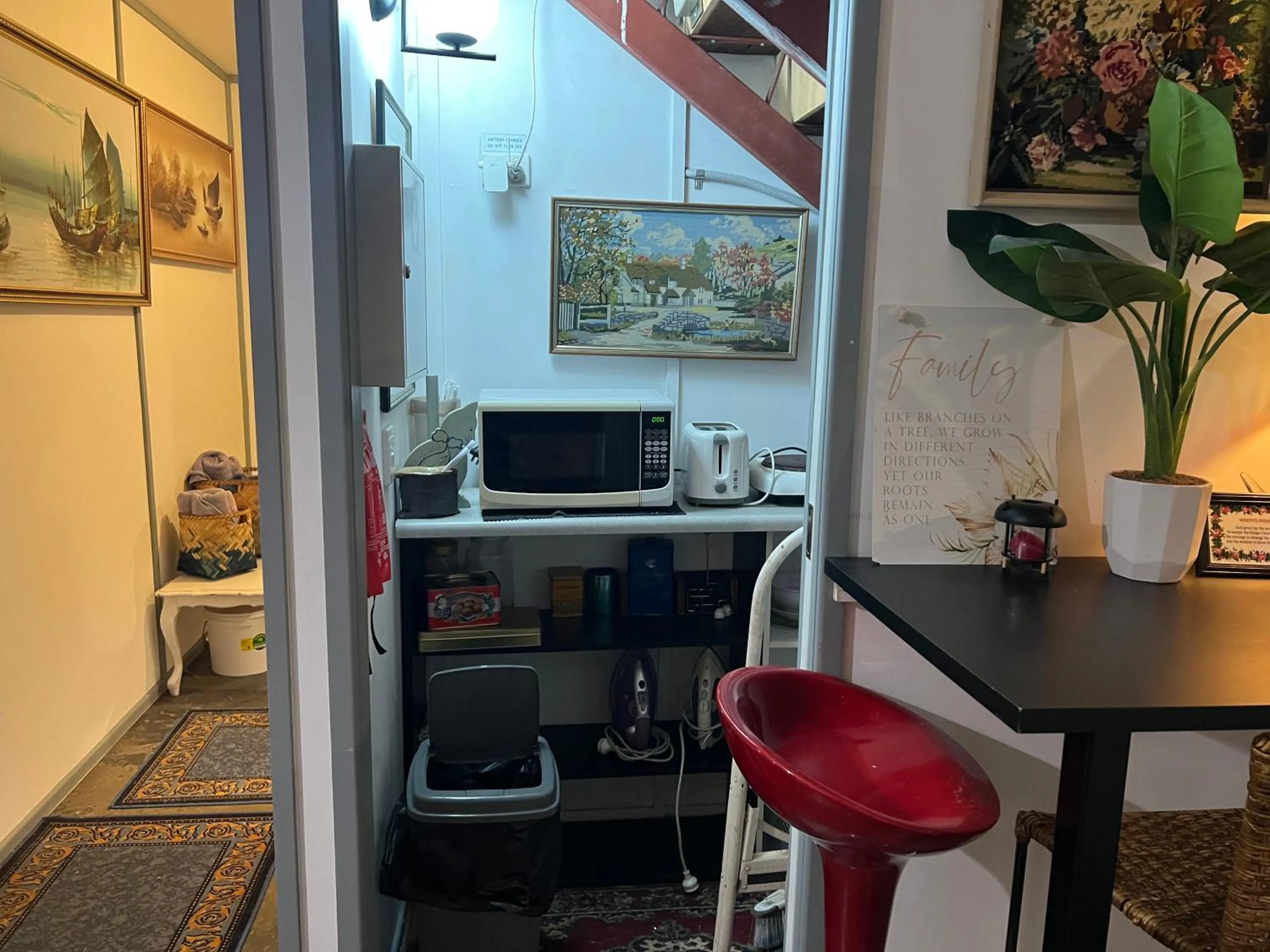 Kitchen or kitchenette in XYL Holiday Inn