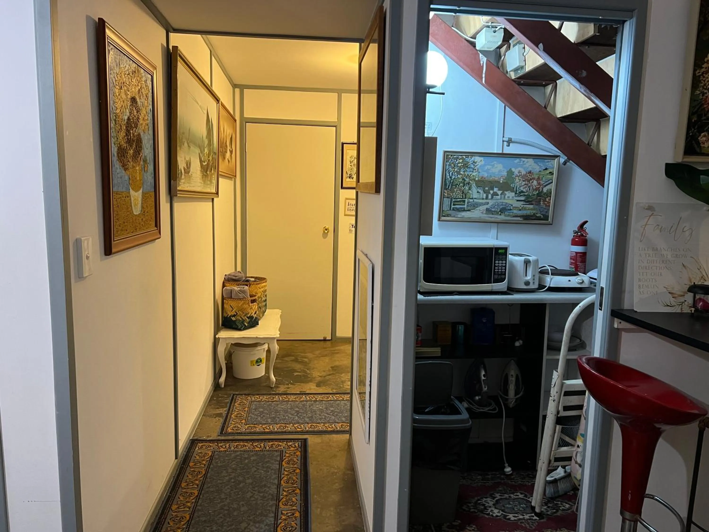 Kitchen or kitchenette in XYL Holiday Inn