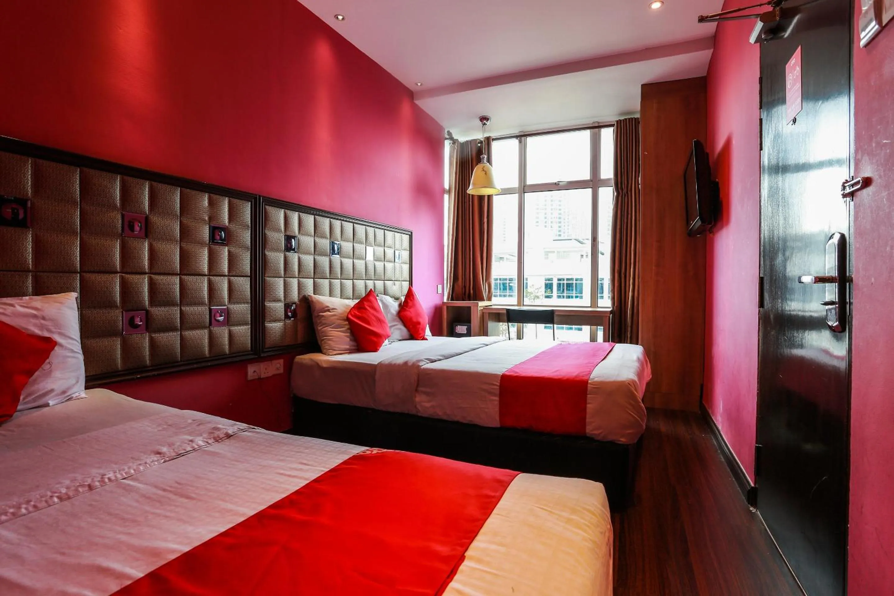 Bedroom, Bed in Hotel O Smc I-city