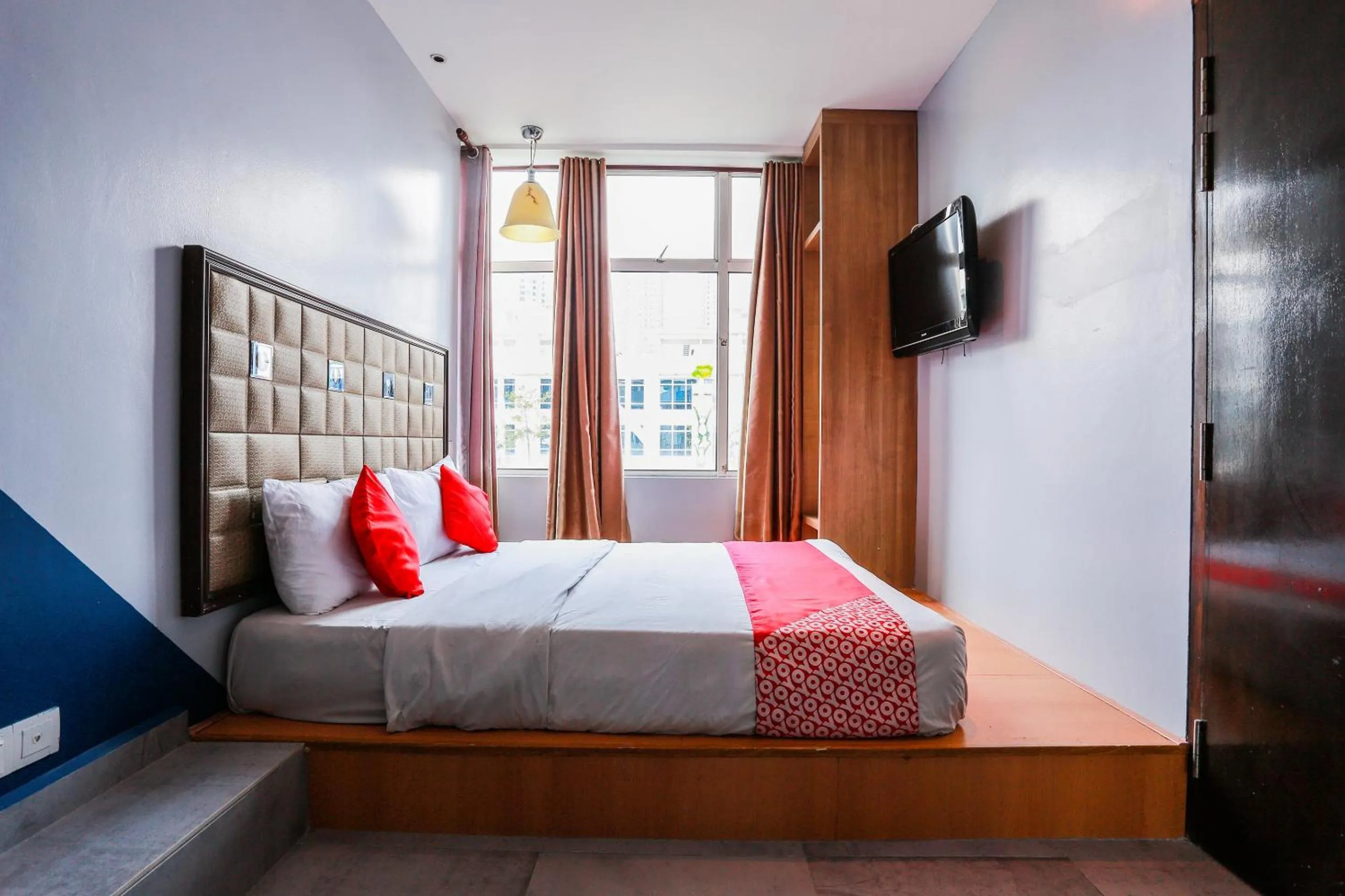 Bedroom, Bed in Hotel O Smc I-city