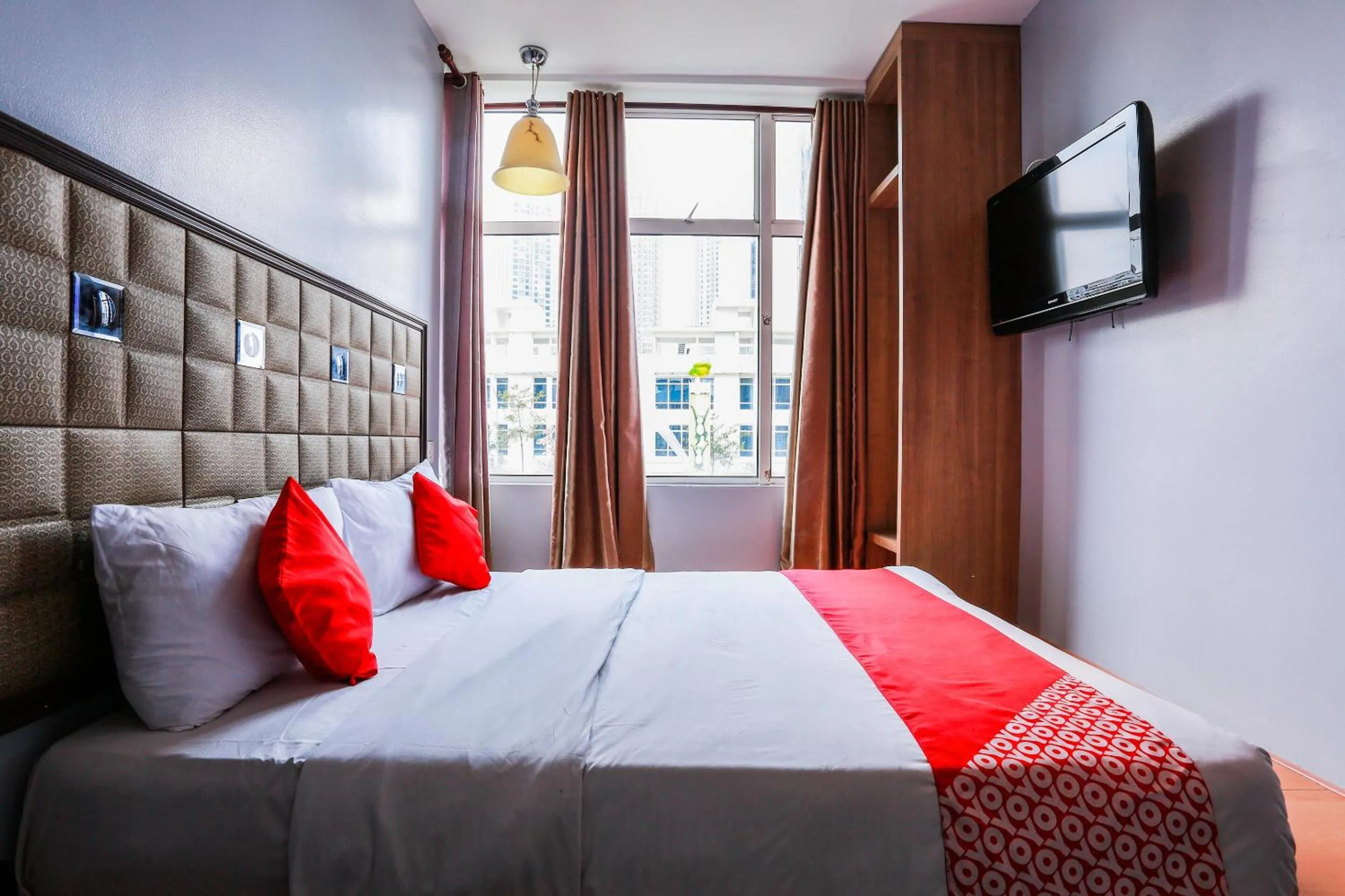 Bedroom, Bed in Hotel O Smc I-city