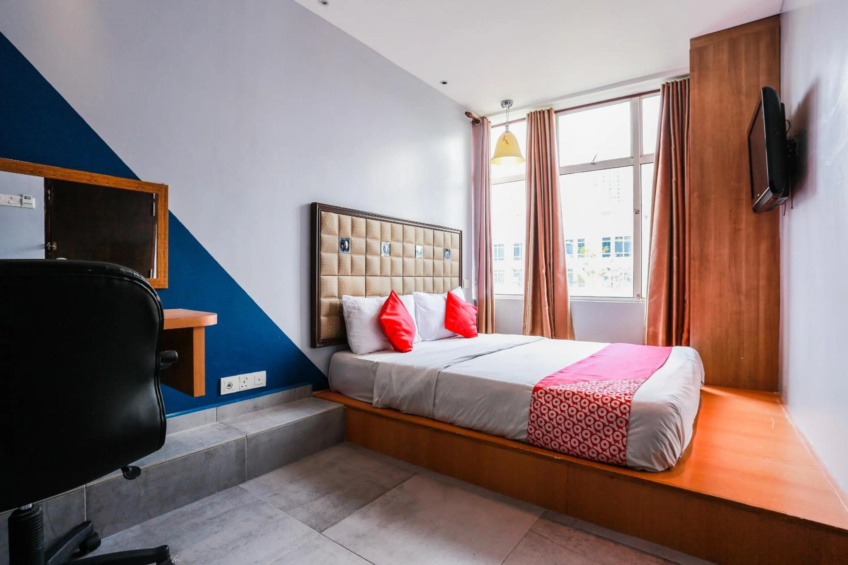 Bedroom, Bed in Hotel O Smc I-city