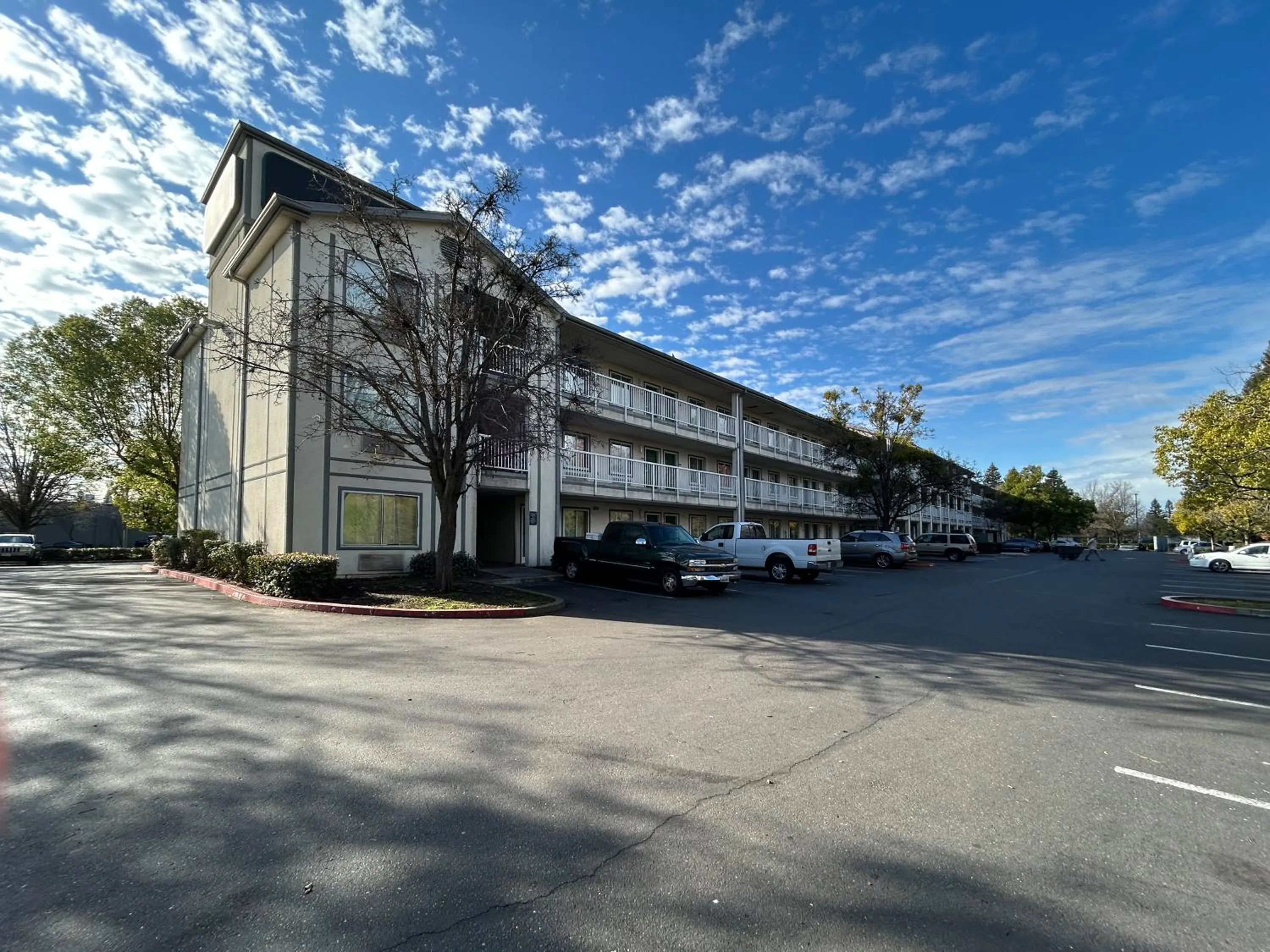Property building in Studio 6 Rancho Cordova, CA