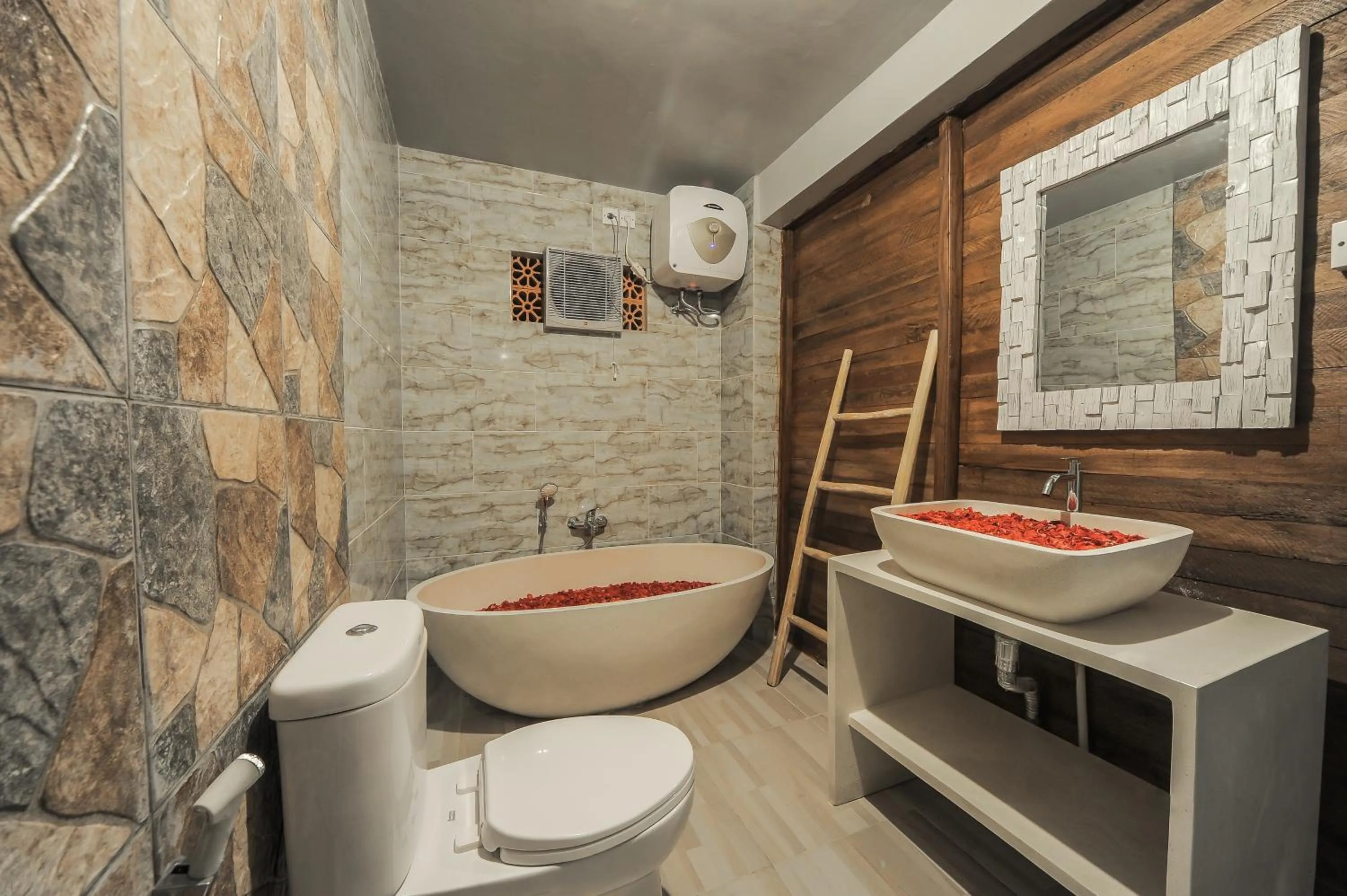 Shower in The Lebak Canggu