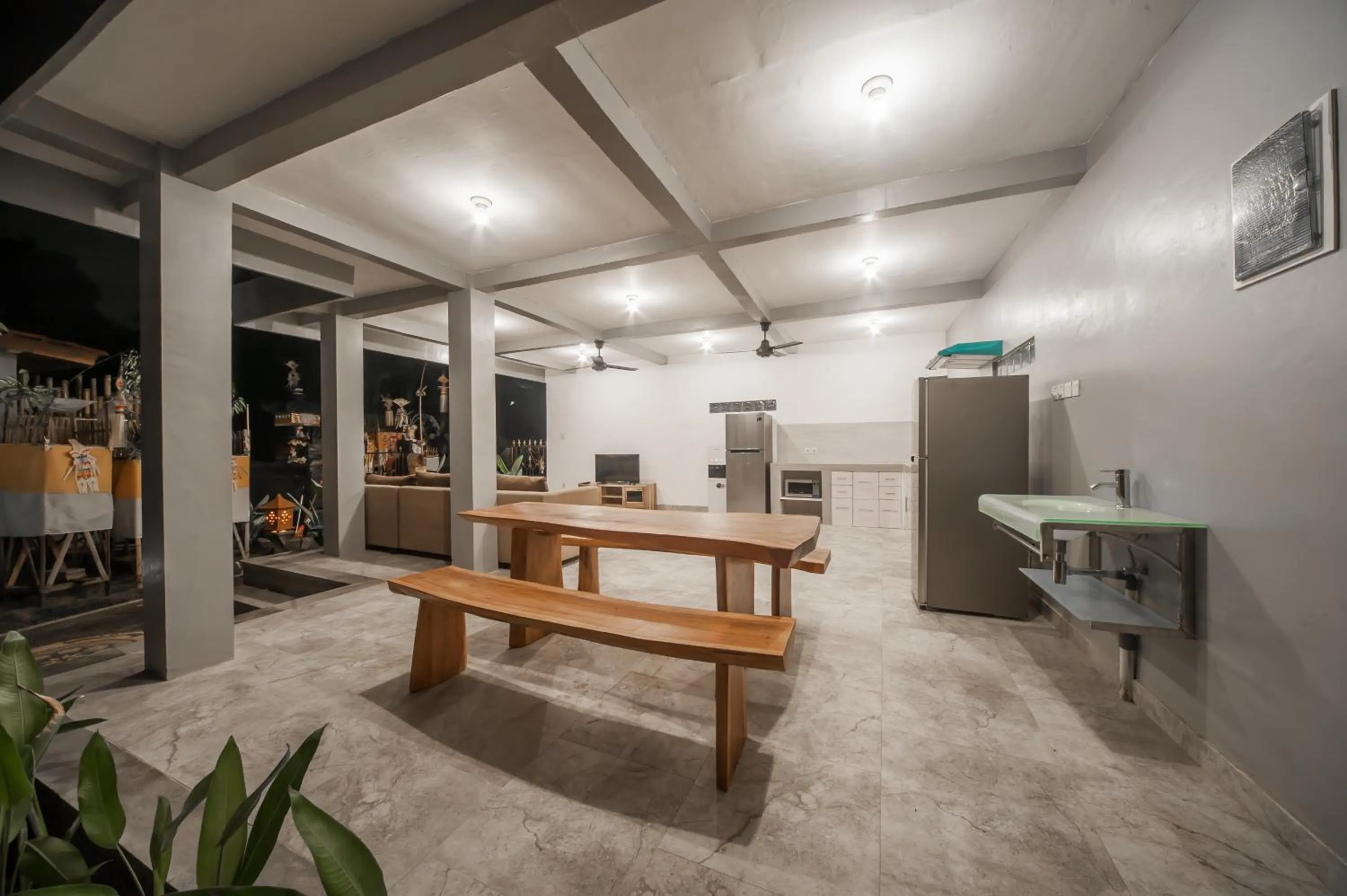 Communal lounge/ TV room in The Lebak Canggu