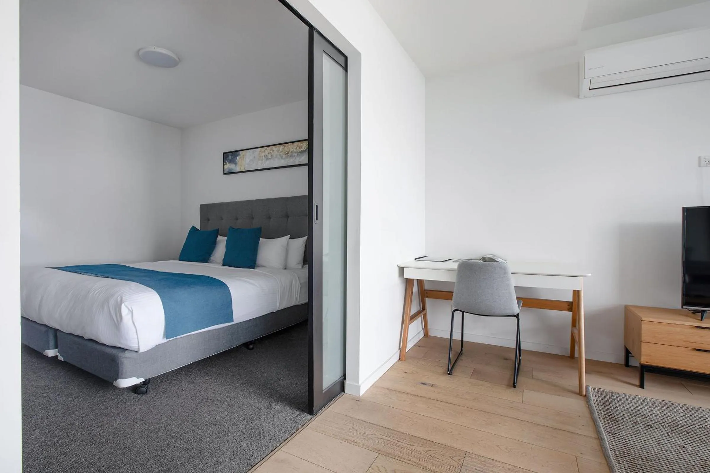 Living room, Bed in Artel Apartments Brunswick