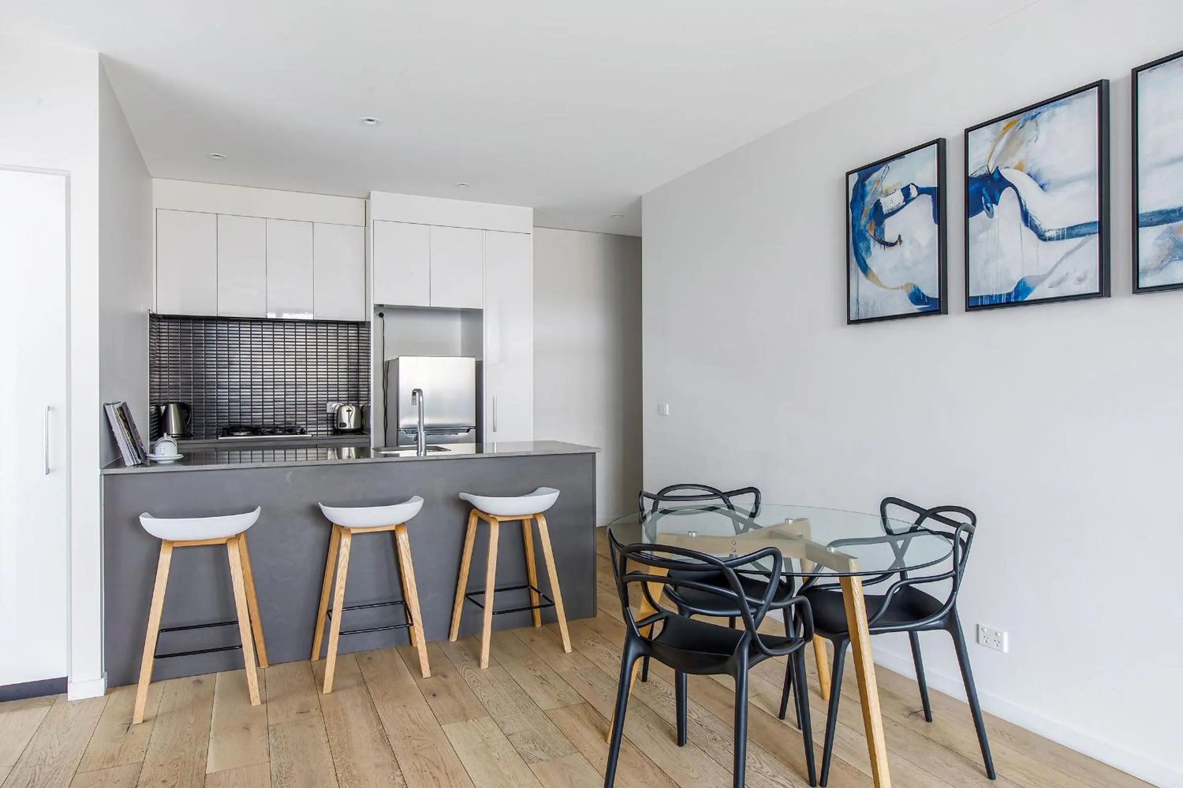 Dining area in Artel Apartments Brunswick