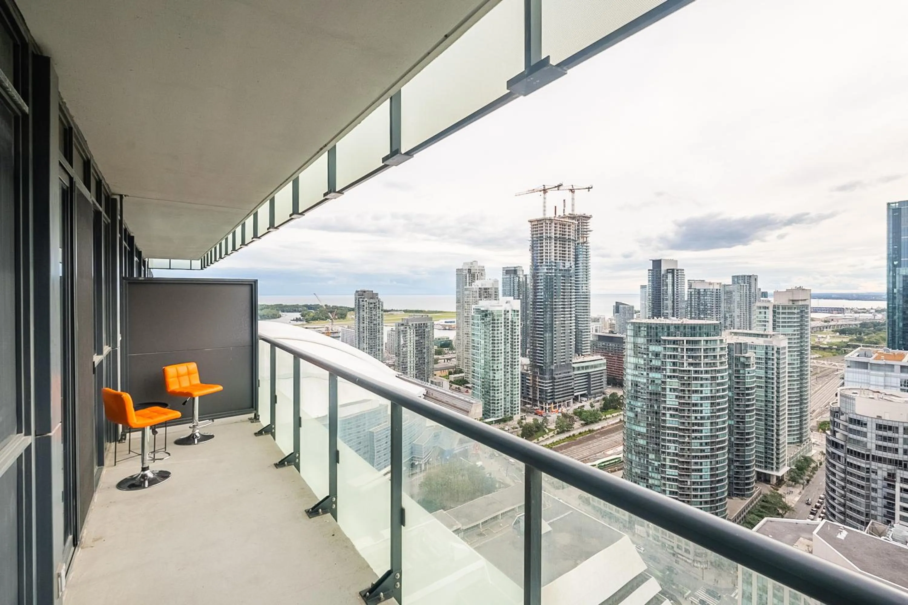 Property building in GLOBALSTAY Modern Downtown Apartment