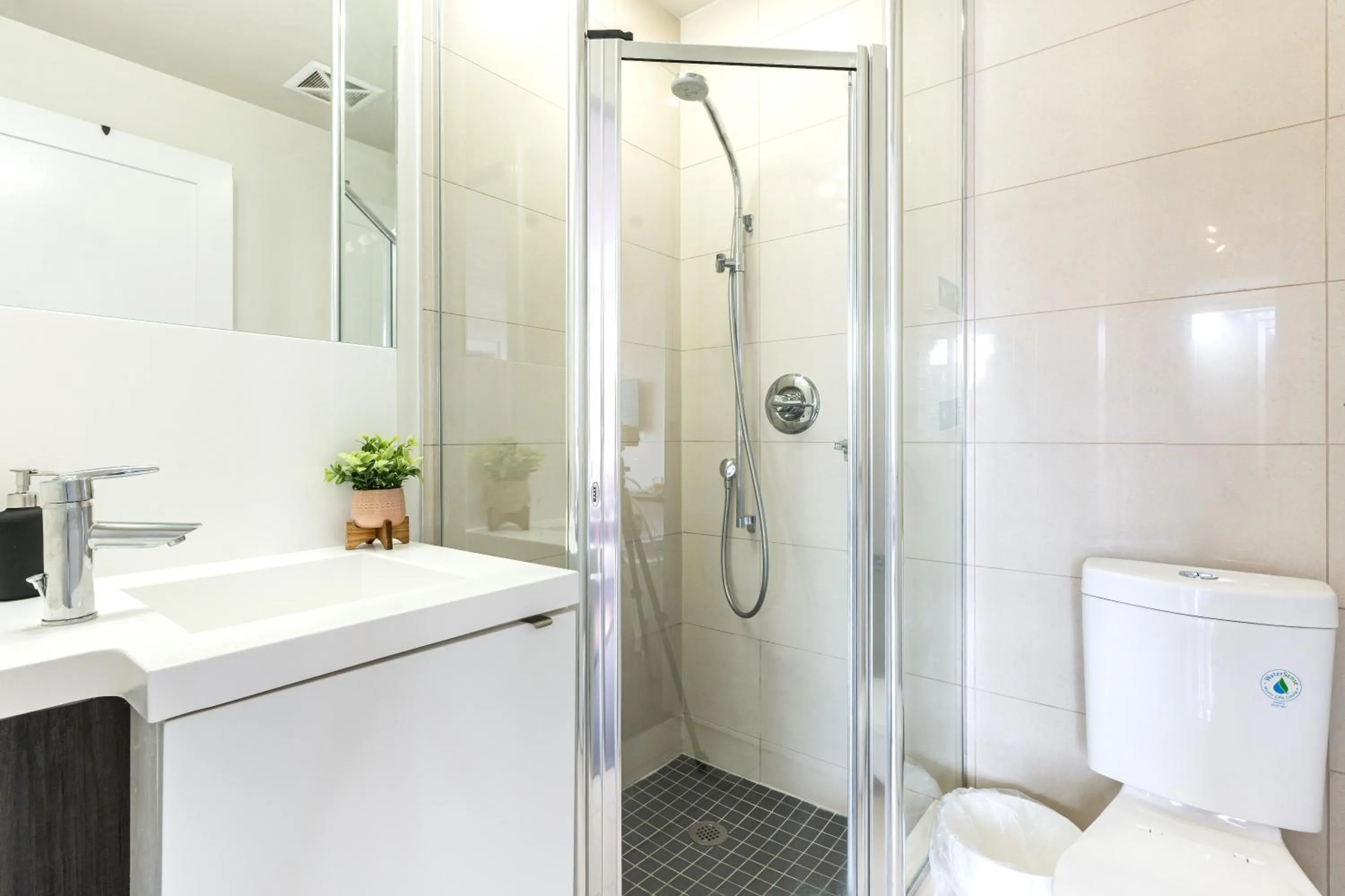 Shower in GLOBALSTAY Modern Downtown Apartment