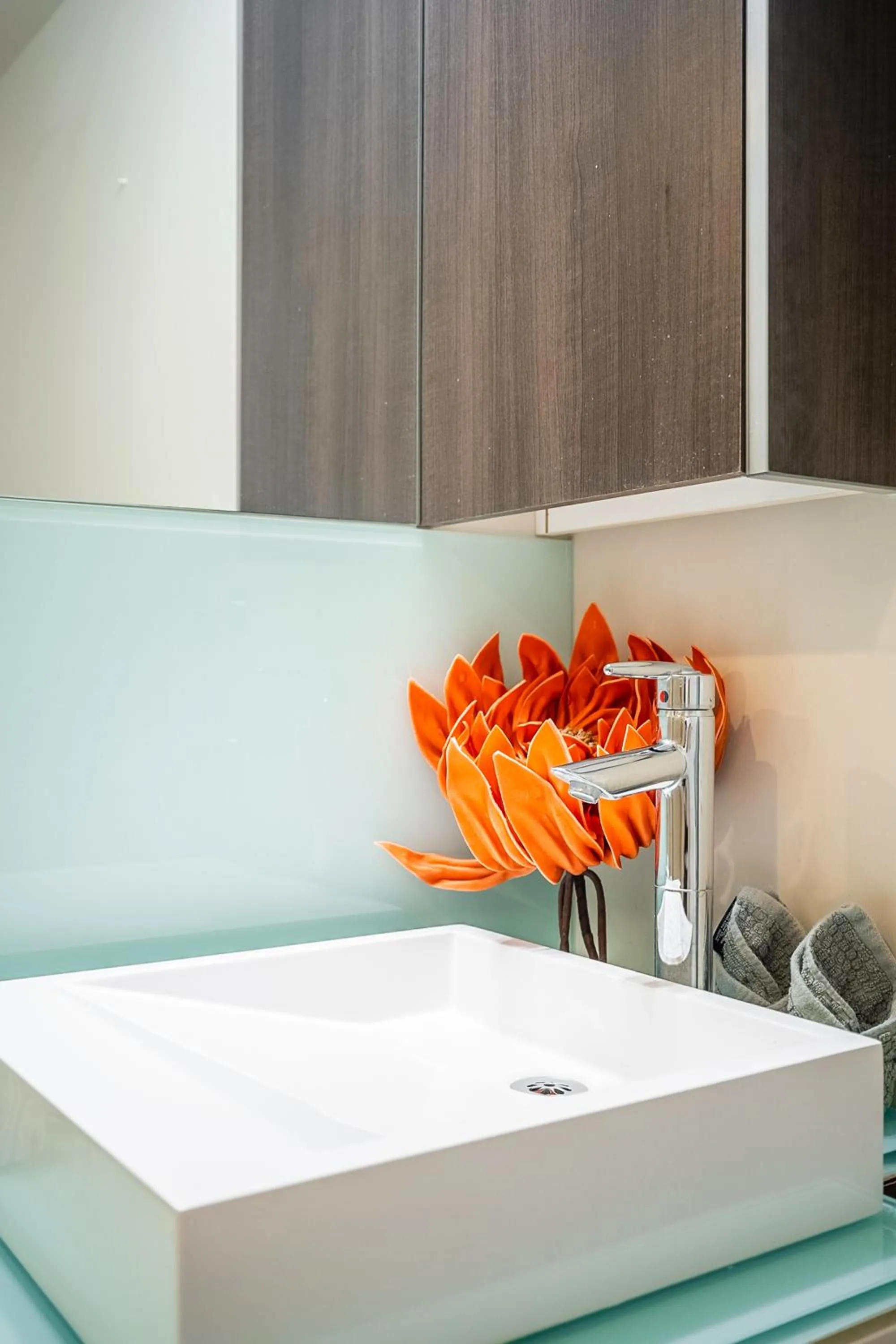 Bathroom in GLOBALSTAY Modern Downtown Apartment