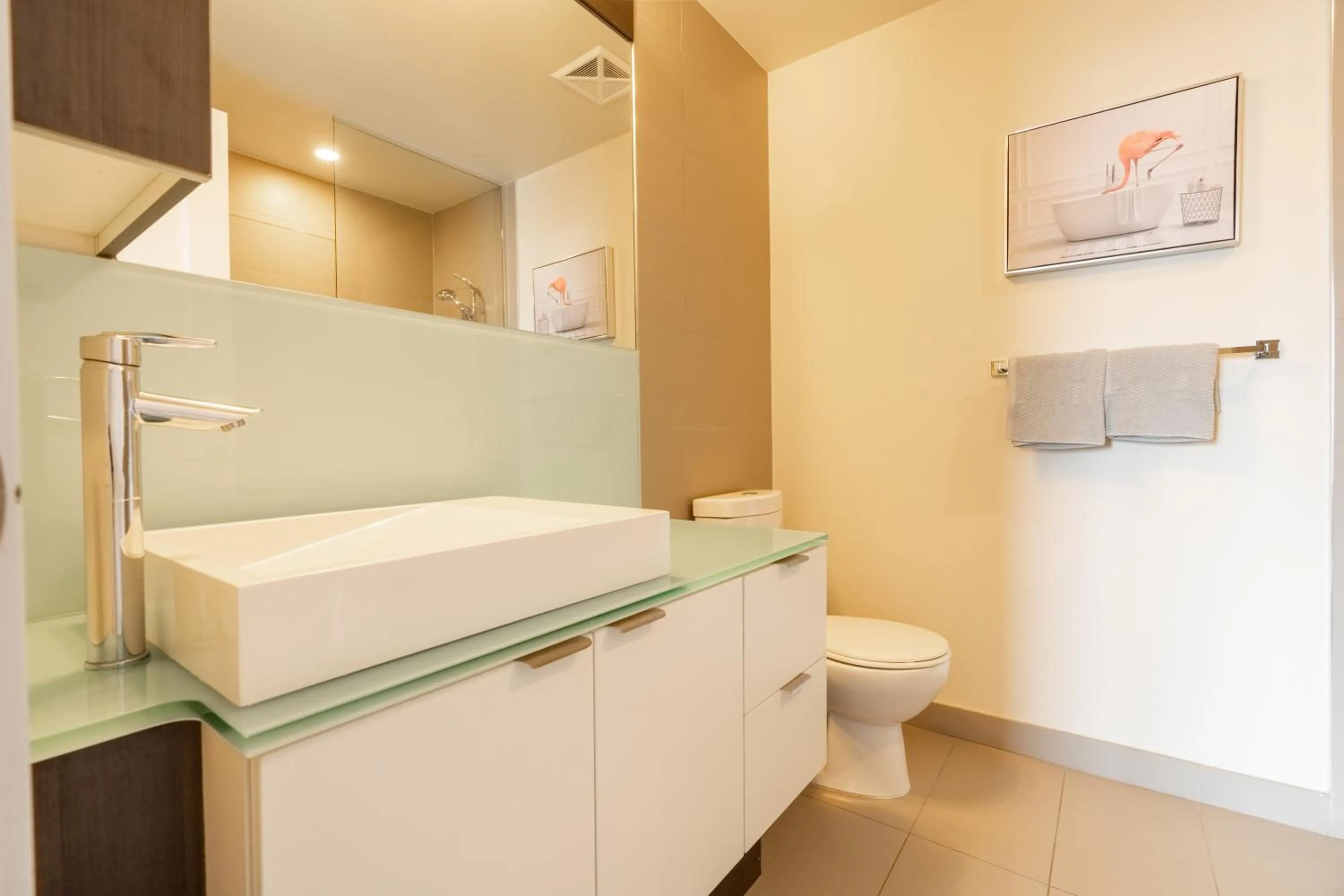 Bathroom in GLOBALSTAY Modern Downtown Apartment