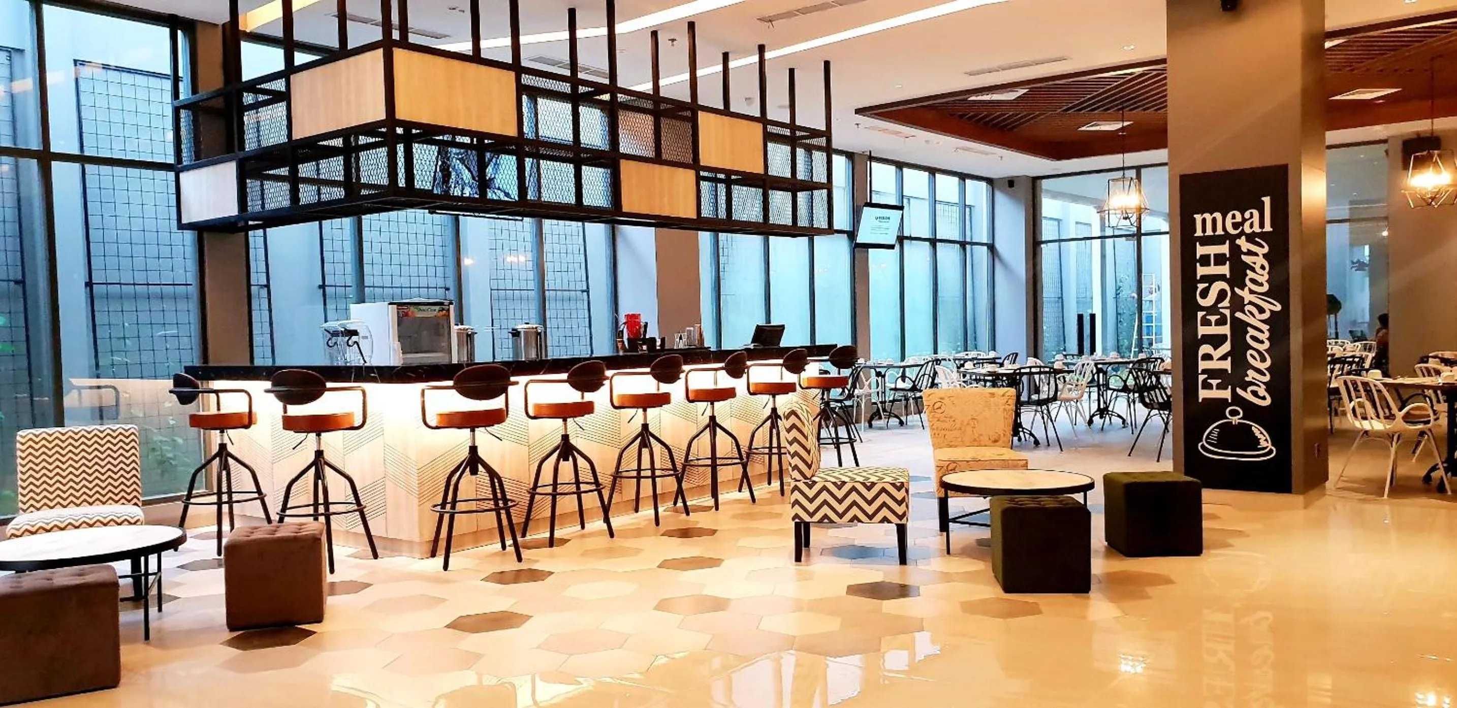 Restaurant/places to eat in BW inn Belitung